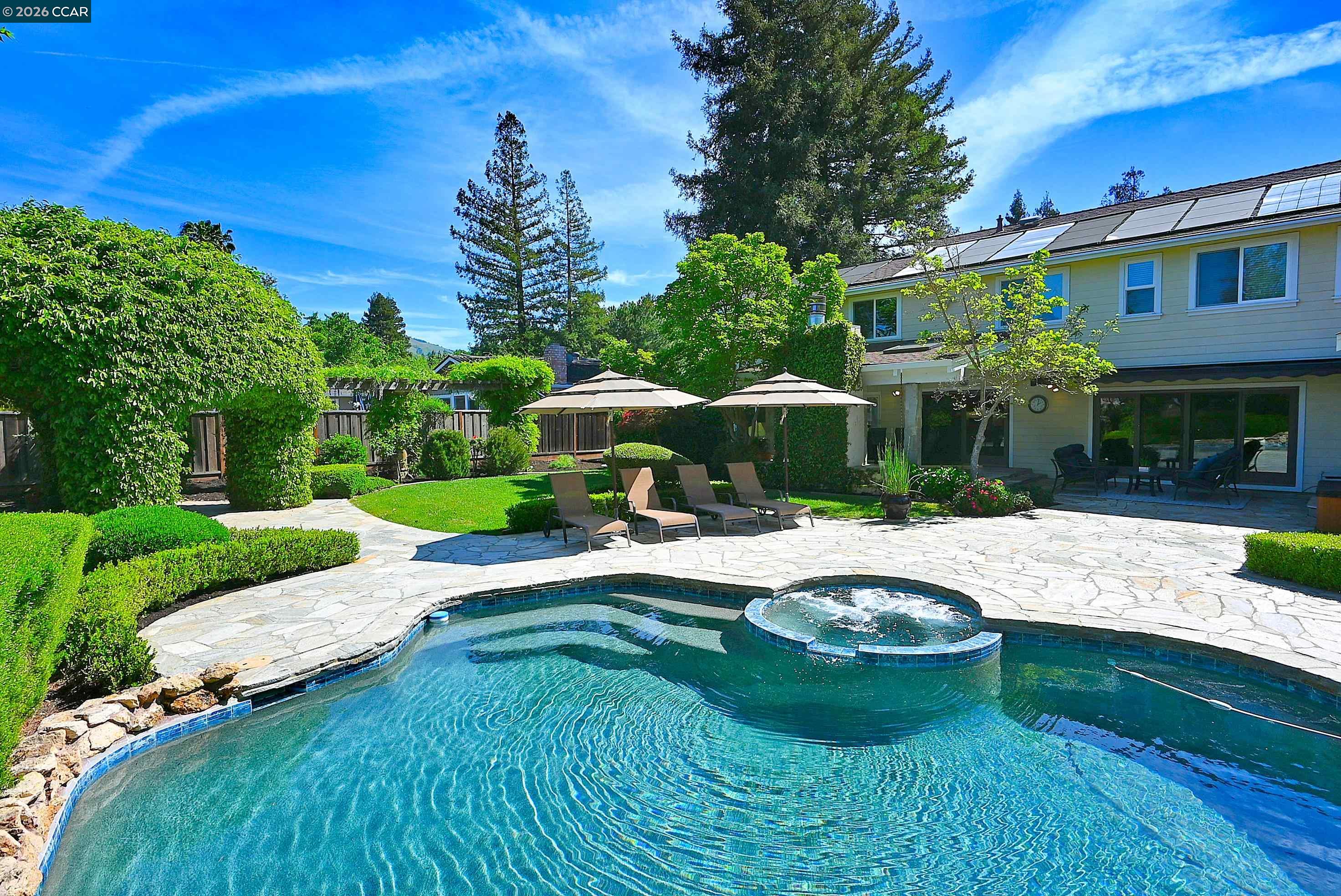 Detail Gallery Image 7 of 58 For 2648 Comistas Drive, Walnut Creek,  CA 94598 - 5 Beds | 3/1 Baths