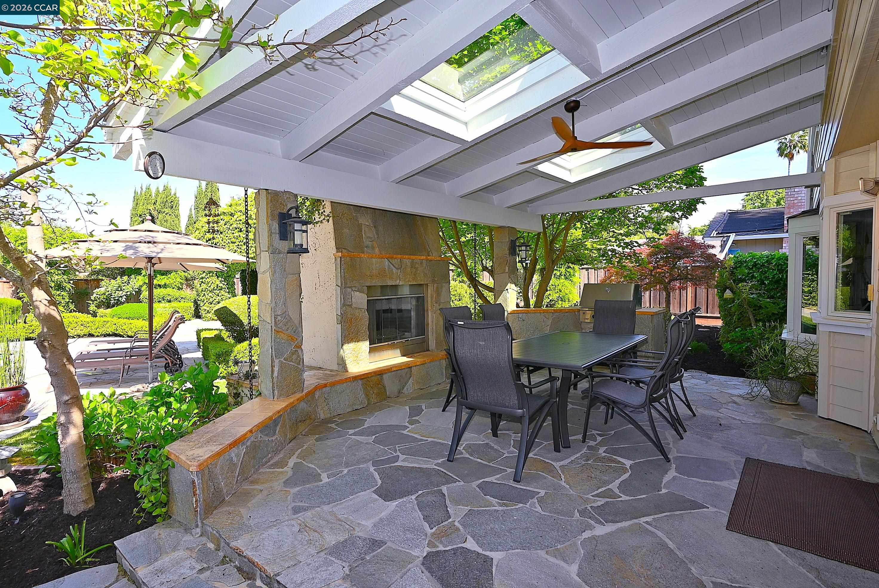 Detail Gallery Image 10 of 58 For 2648 Comistas Drive, Walnut Creek,  CA 94598 - 5 Beds | 3/1 Baths