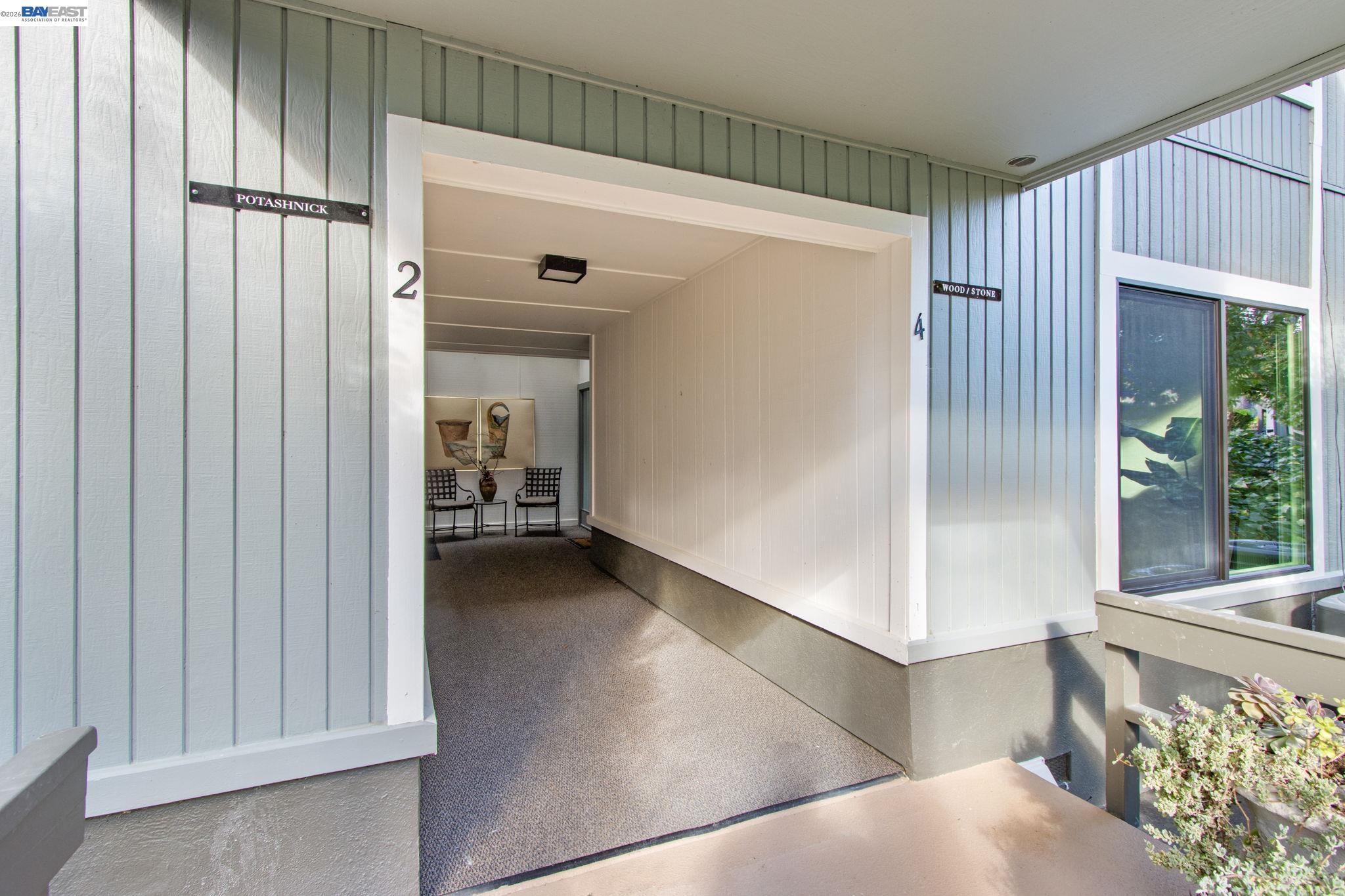 Detail Gallery Image 34 of 47 For 2772 Tice Creek Dr #4,  Walnut Creek,  CA 94595 - 2 Beds | 2 Baths