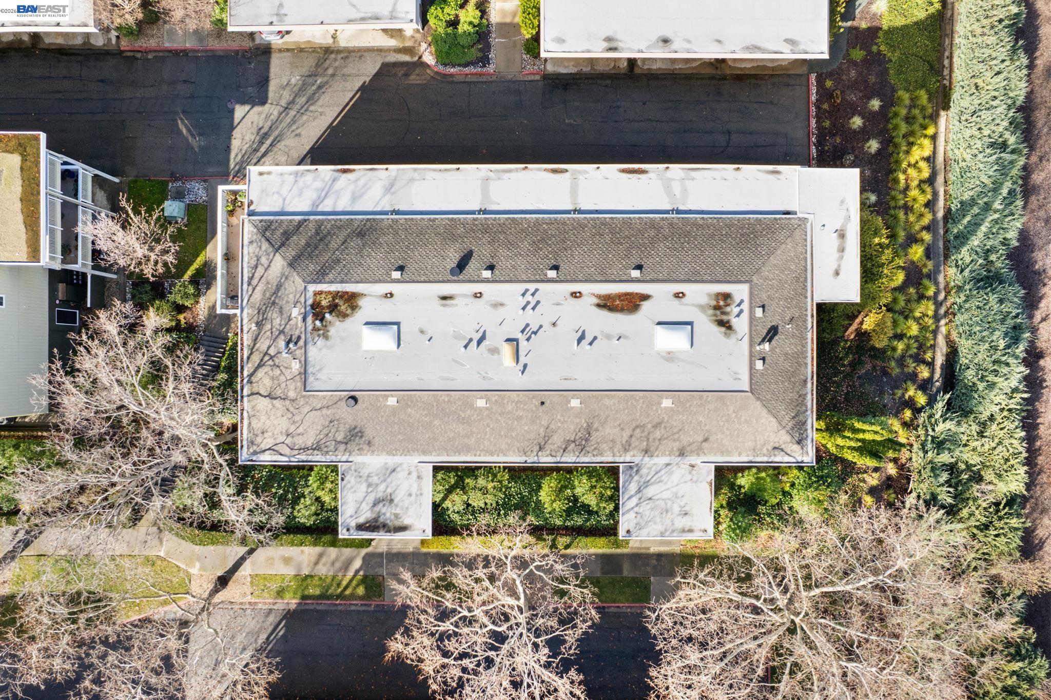 Detail Gallery Image 43 of 47 For 2772 Tice Creek Dr #4,  Walnut Creek,  CA 94595 - 2 Beds | 2 Baths