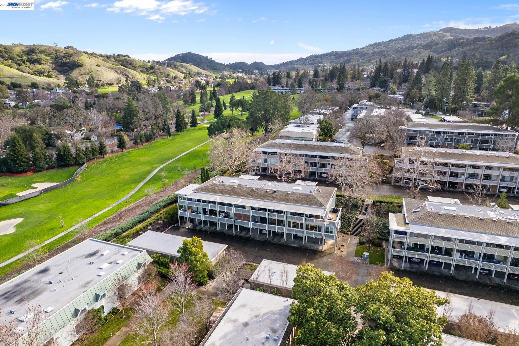 Detail Gallery Image 45 of 47 For 2772 Tice Creek Dr #4,  Walnut Creek,  CA 94595 - 2 Beds | 2 Baths