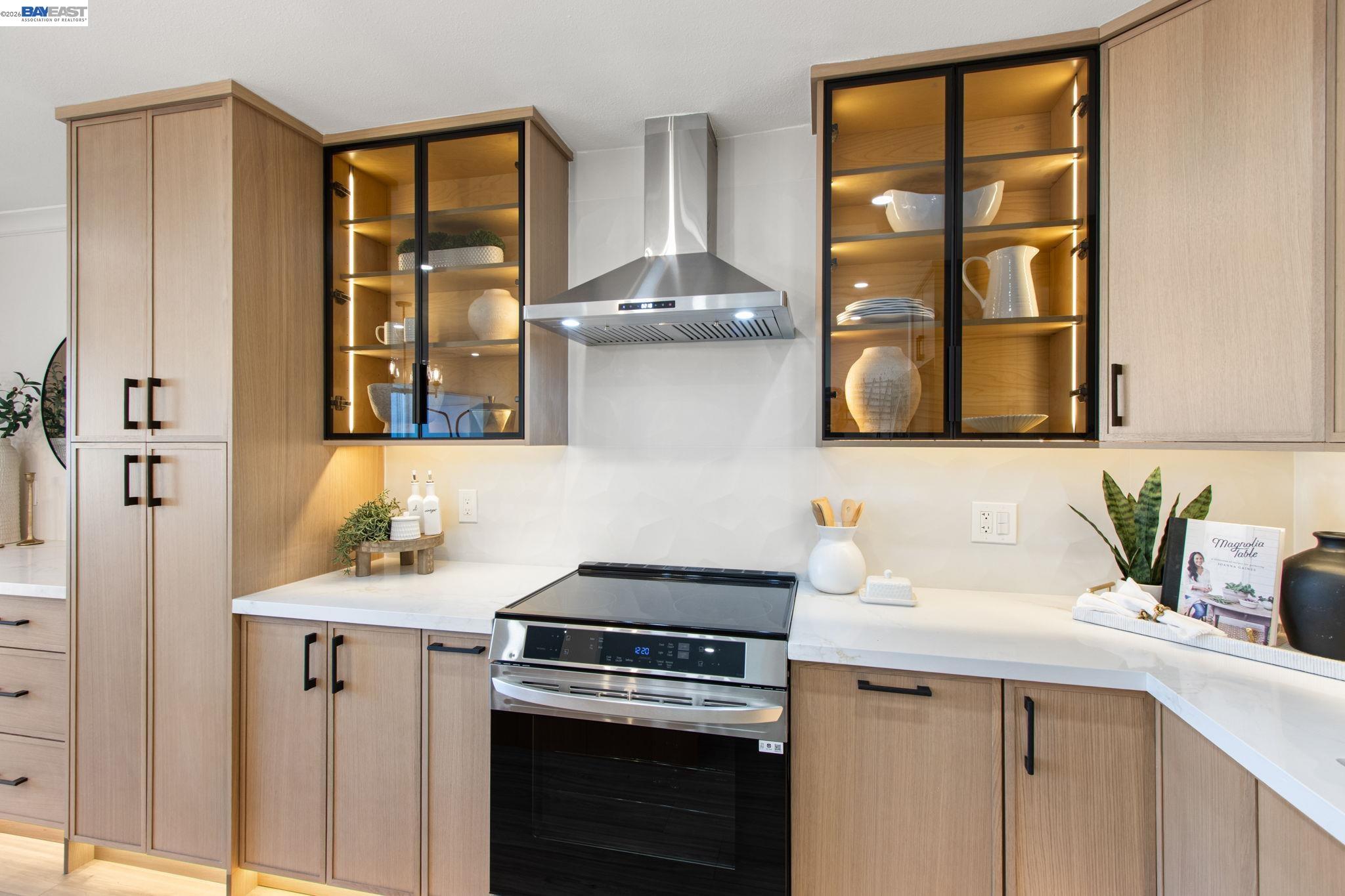 Detail Gallery Image 6 of 47 For 2772 Tice Creek Dr #4,  Walnut Creek,  CA 94595 - 2 Beds | 2 Baths