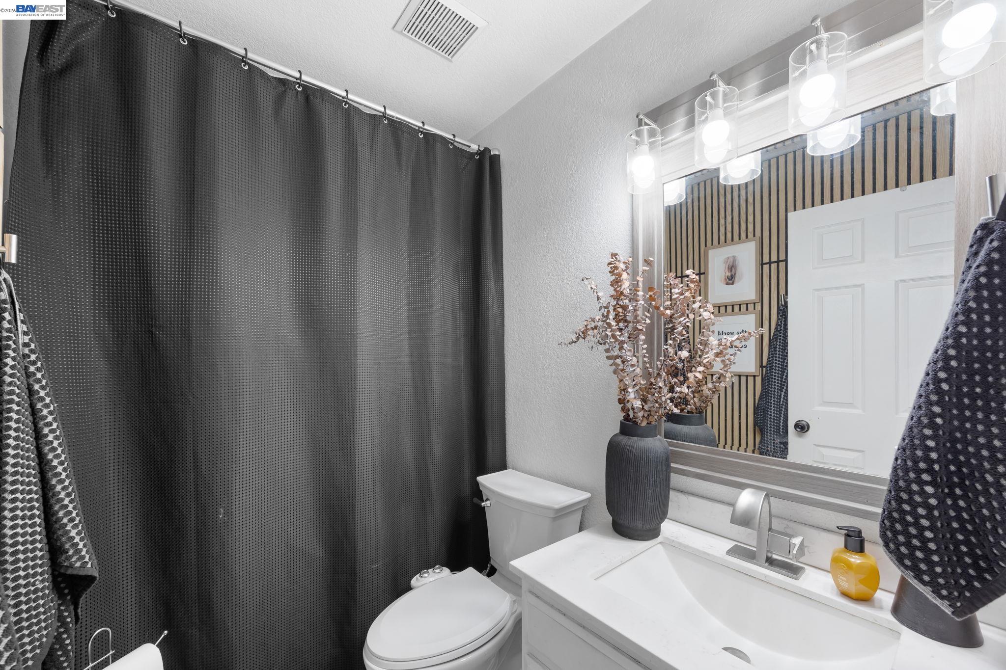 Detail Gallery Image 23 of 32 For 502 Chablis Way, Manteca,  CA 95337 - 3 Beds | 2 Baths