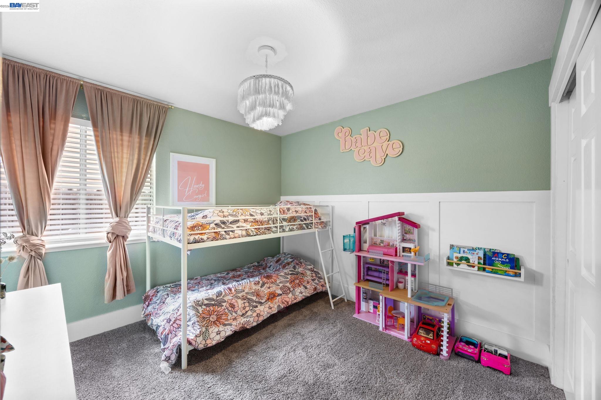 Detail Gallery Image 24 of 32 For 502 Chablis Way, Manteca,  CA 95337 - 3 Beds | 2 Baths