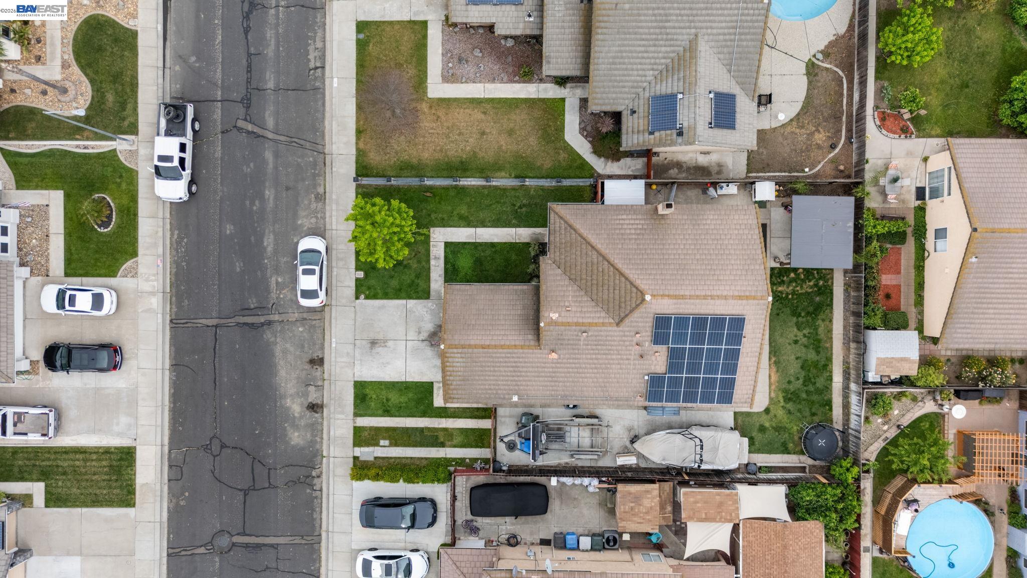 Detail Gallery Image 32 of 32 For 502 Chablis Way, Manteca,  CA 95337 - 3 Beds | 2 Baths
