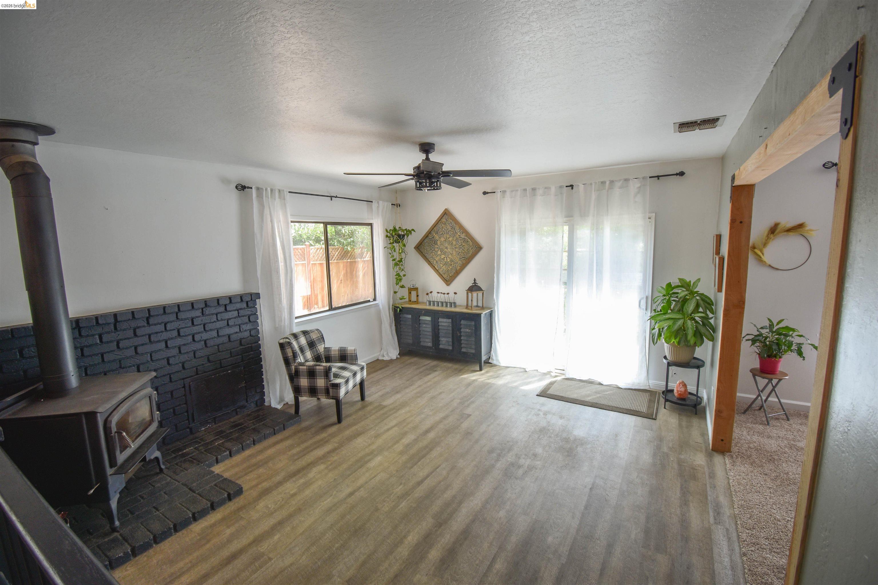 Detail Gallery Image 7 of 33 For 15449 Camino Del Parque S., Sonora,  CA 95370 - 4 Beds | 2 Baths