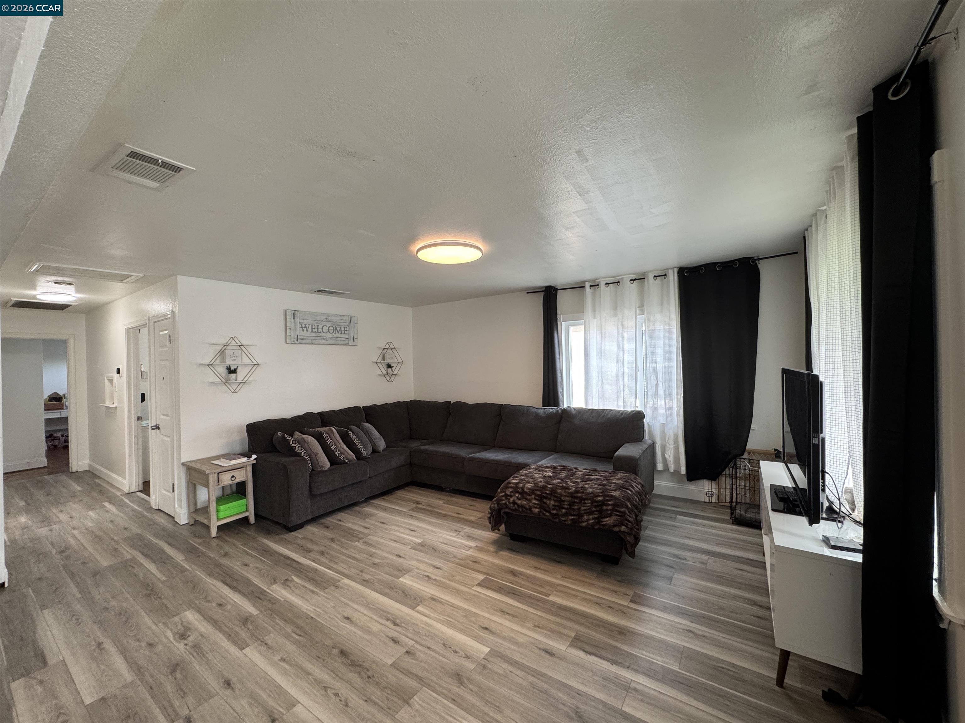 Detail Gallery Image 3 of 24 For 343 B W Williams Dr, Vallejo,  CA 94590 - 3 Beds | 2 Baths