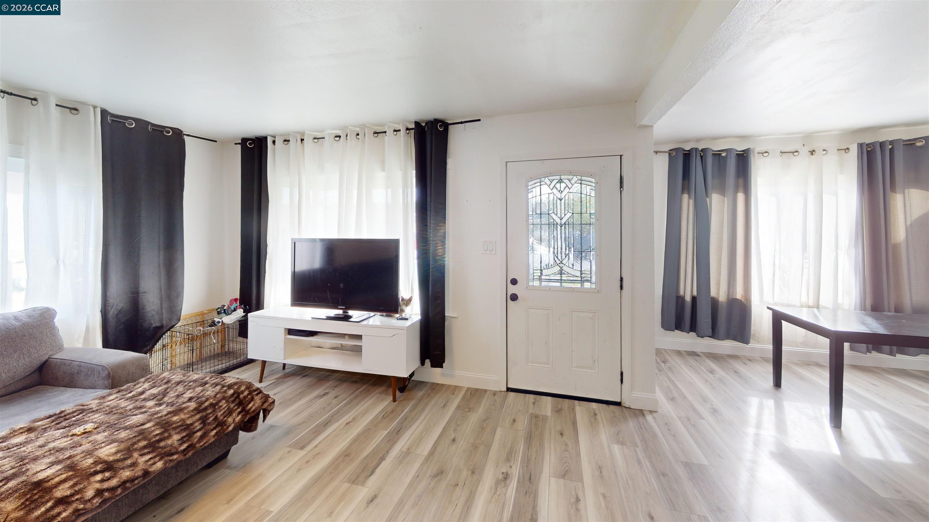 Detail Gallery Image 4 of 24 For 343 B W Williams Dr, Vallejo,  CA 94590 - 3 Beds | 2 Baths