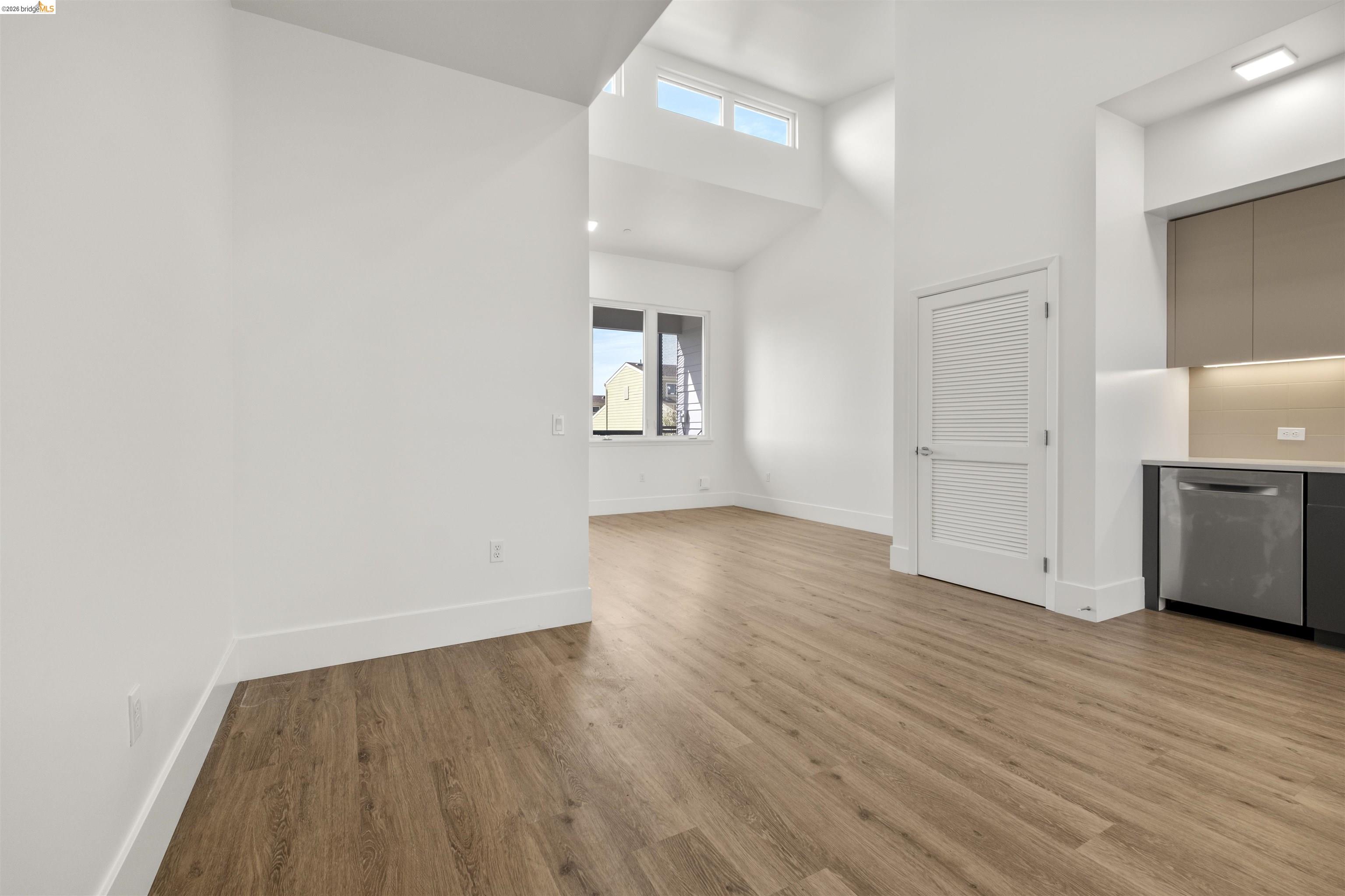 Photo #11: 41128938 Listing: Photo #11