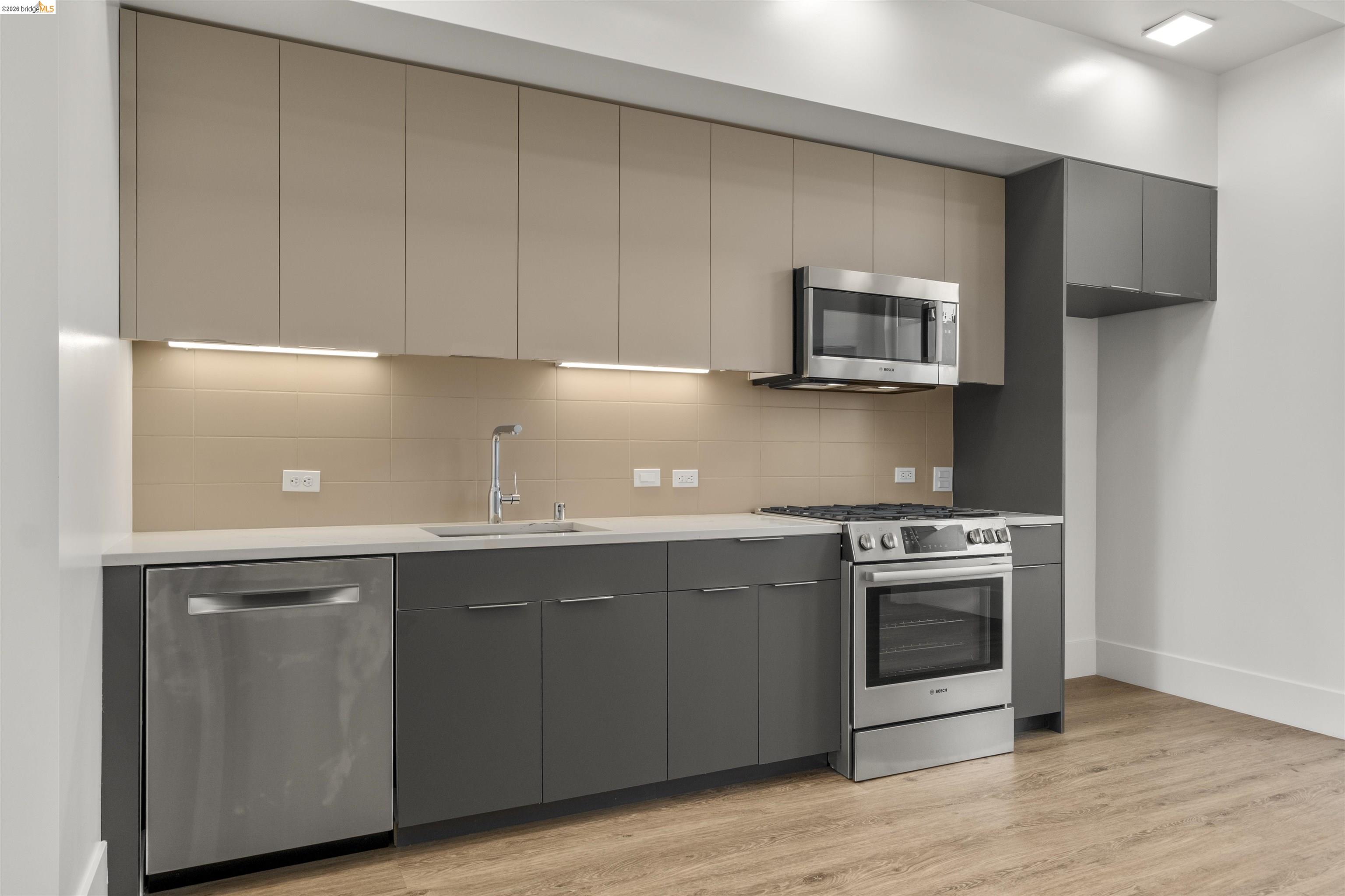 Photo #7: 41128938 Listing: Photo #7