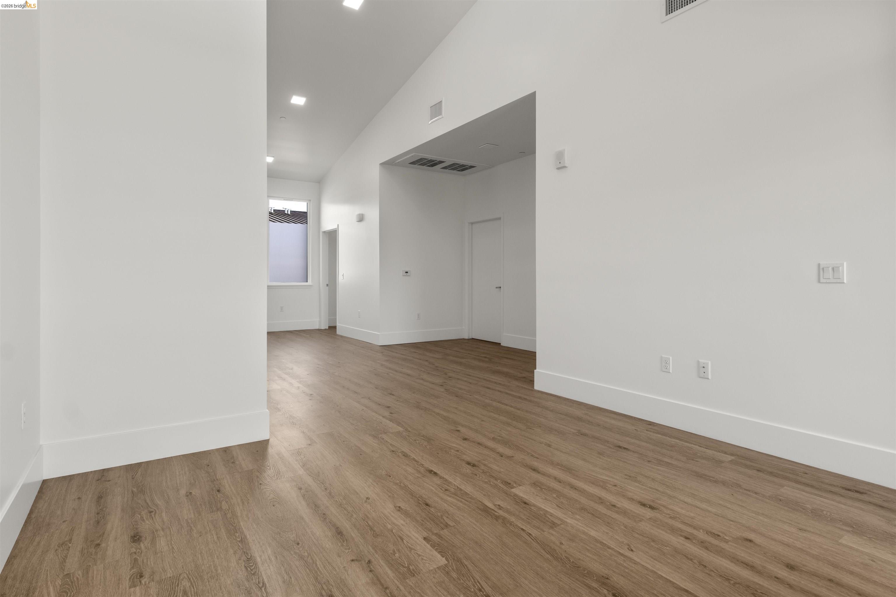 Photo #9: 41128938 Listing: Photo #9