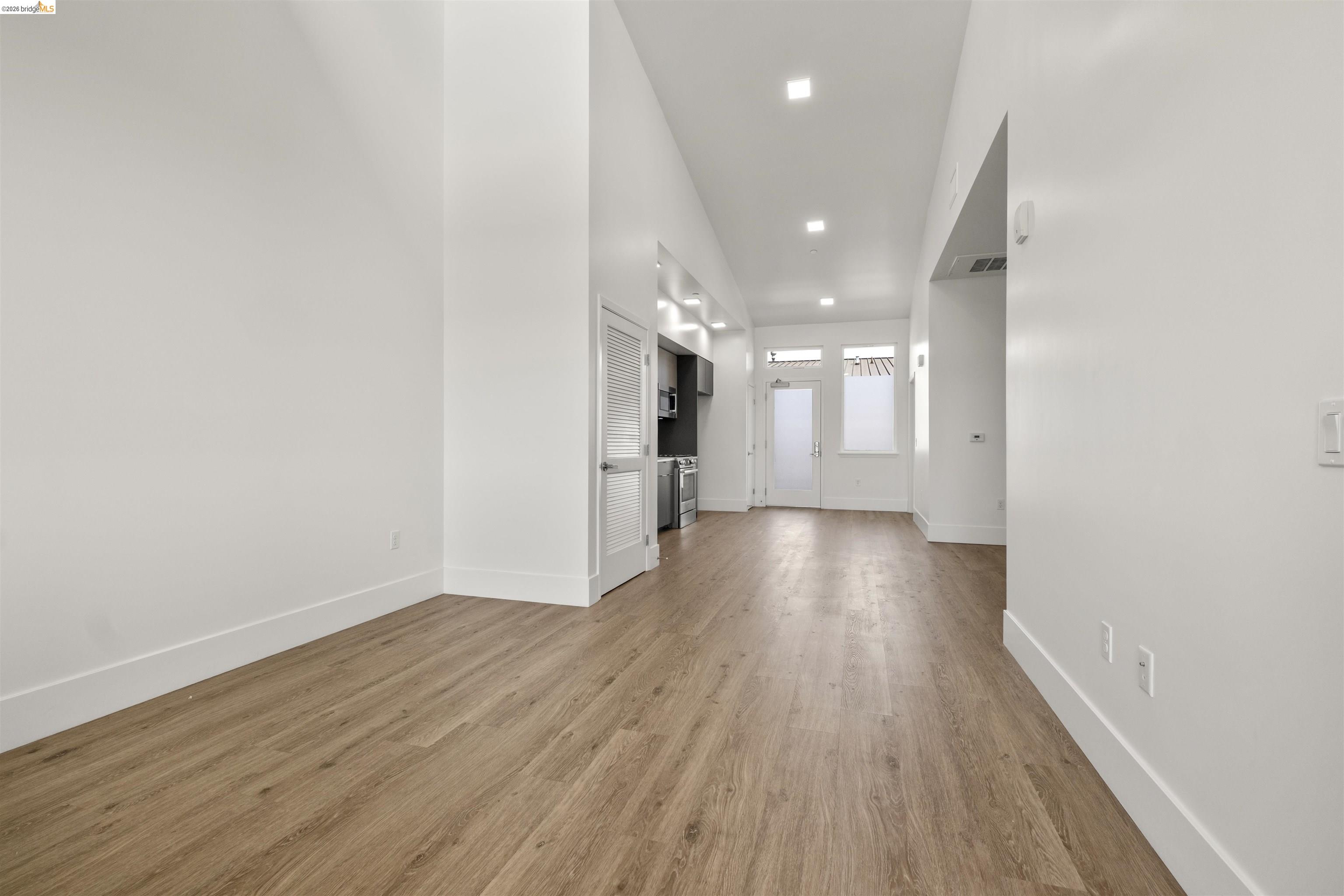 Photo #10: 41128938 Listing: Photo #10