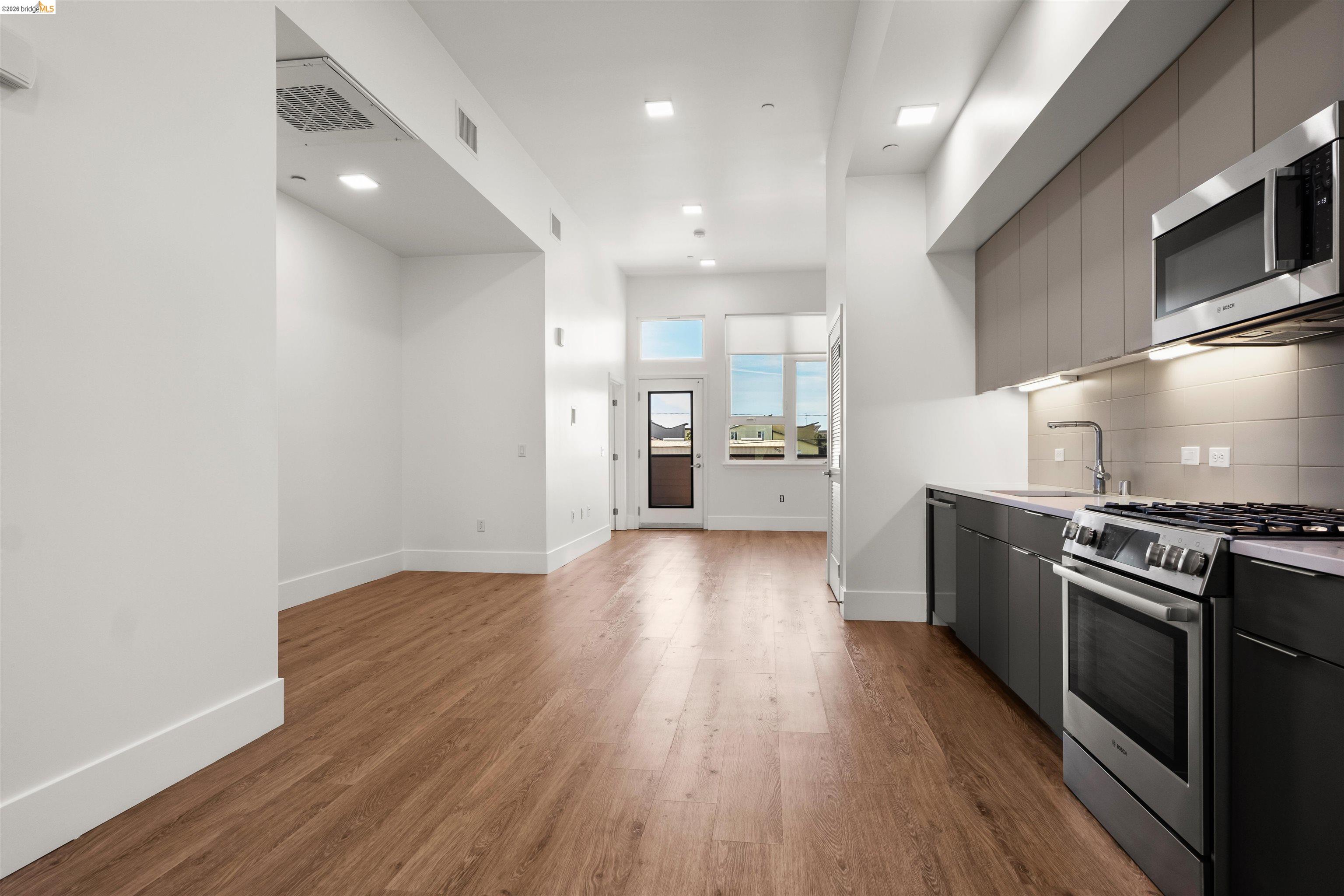 Condos For Sale in Oakland, CA