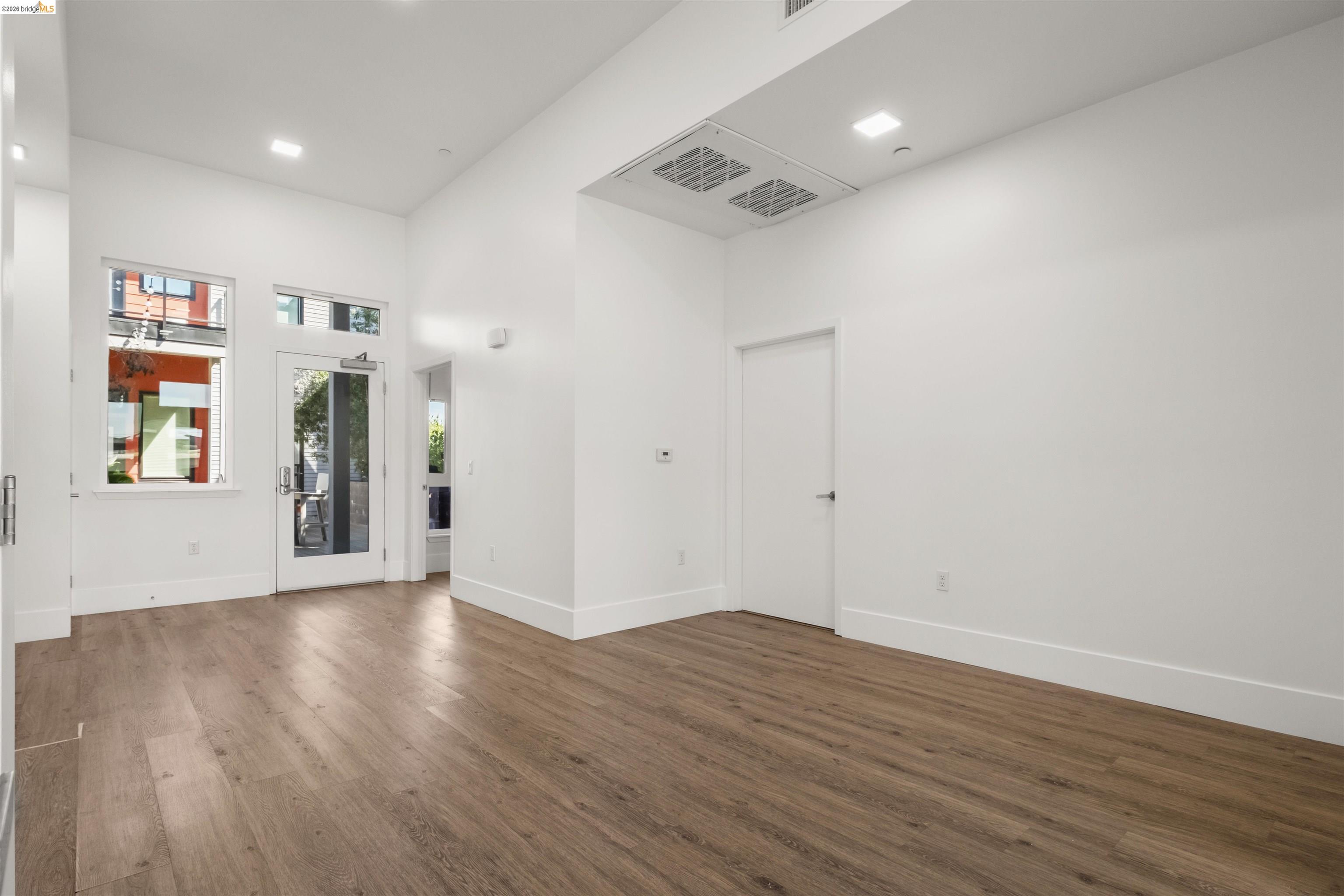 Photo #10: 41128940 Listing: Photo #10