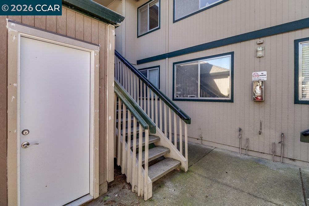 Detail Gallery Image 3 of 26 For , Bay Point,  CA 94565 - 3 Beds | 2 Baths