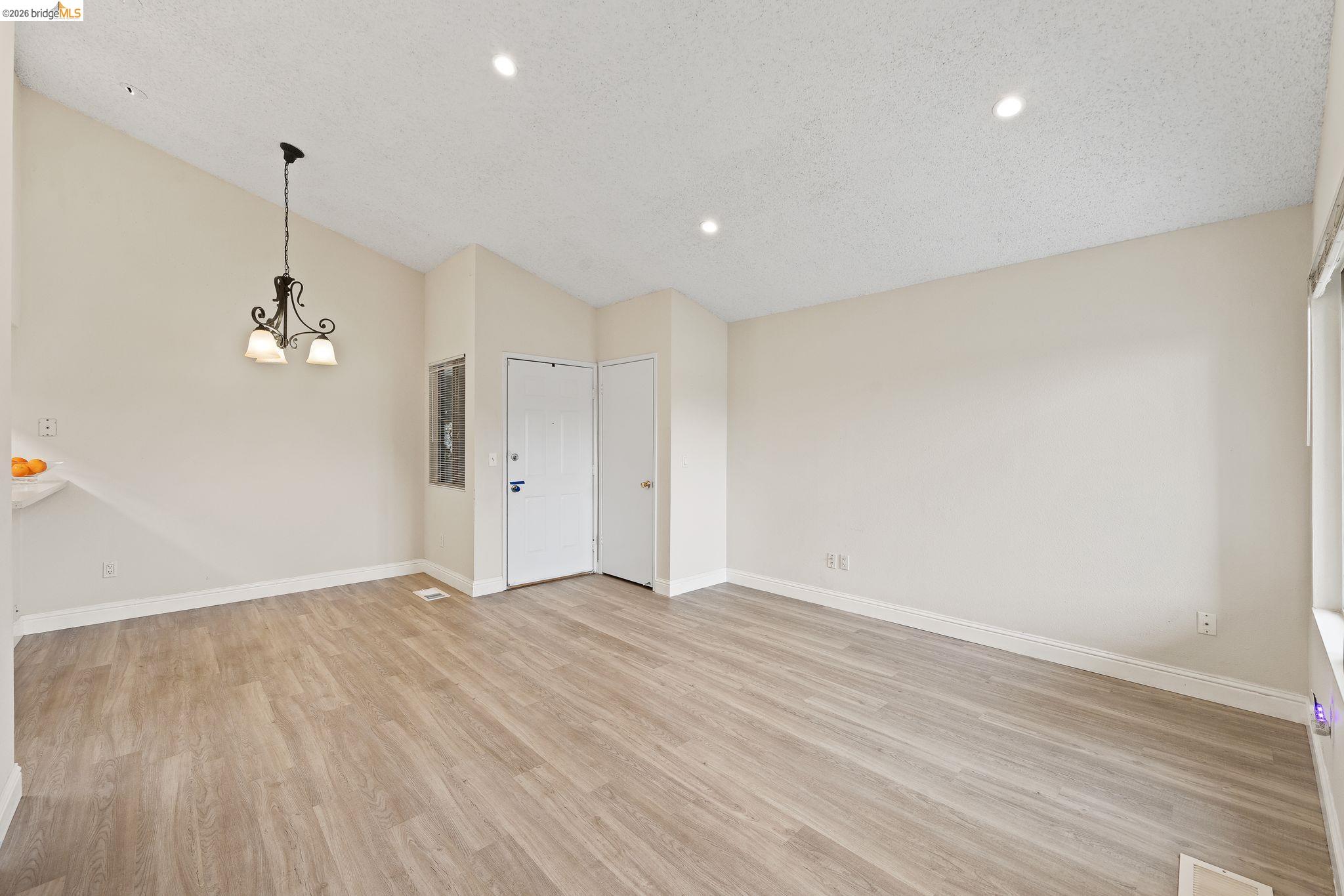 Photo #19: 41128946 Listing: Photo #19