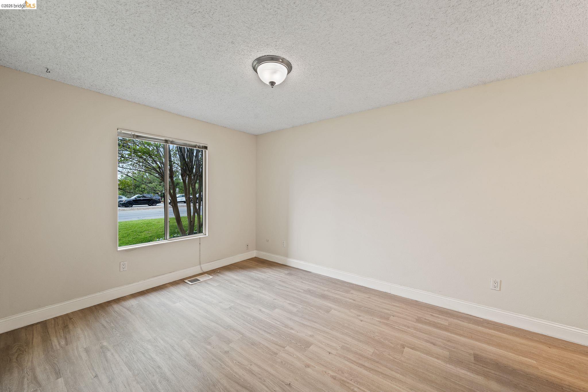 Photo #24: 41128946 Listing: Photo #24