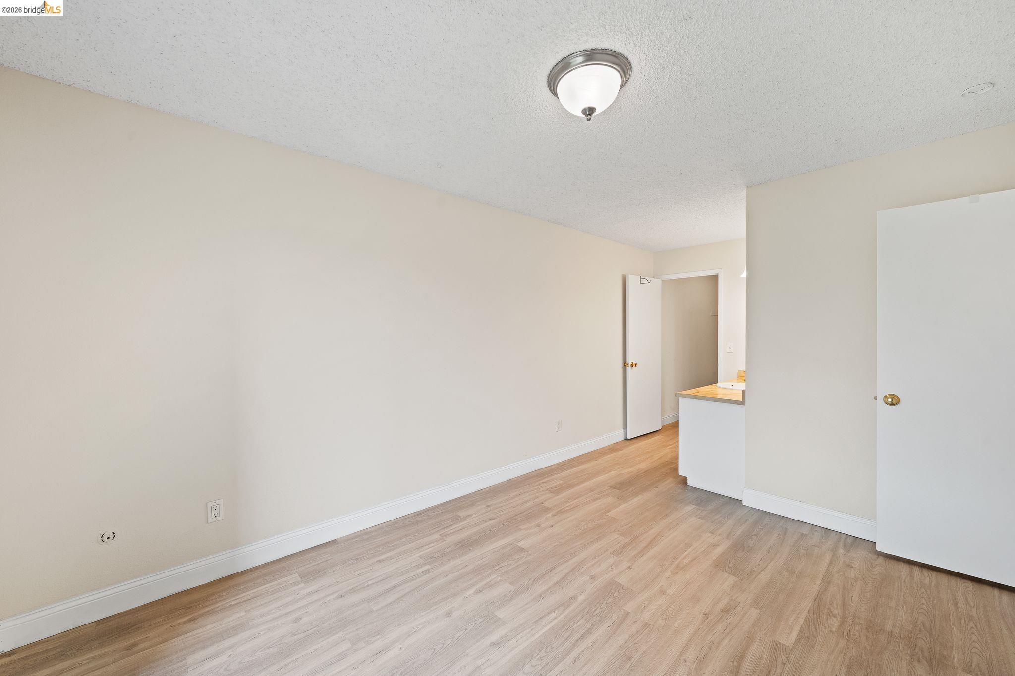 Photo #25: 41128946 Listing: Photo #25