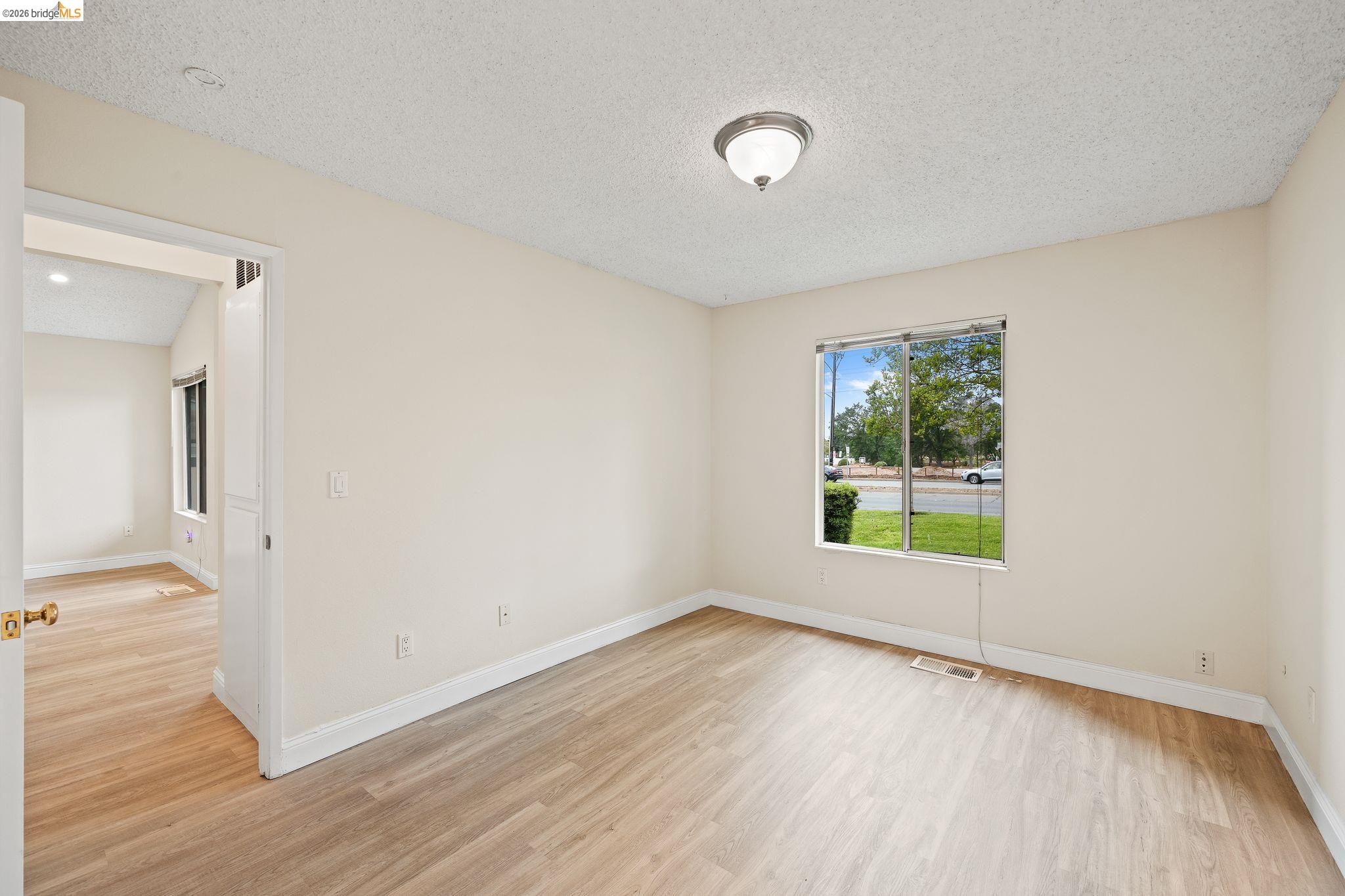 Photo #27: 41128946 Listing: Photo #27