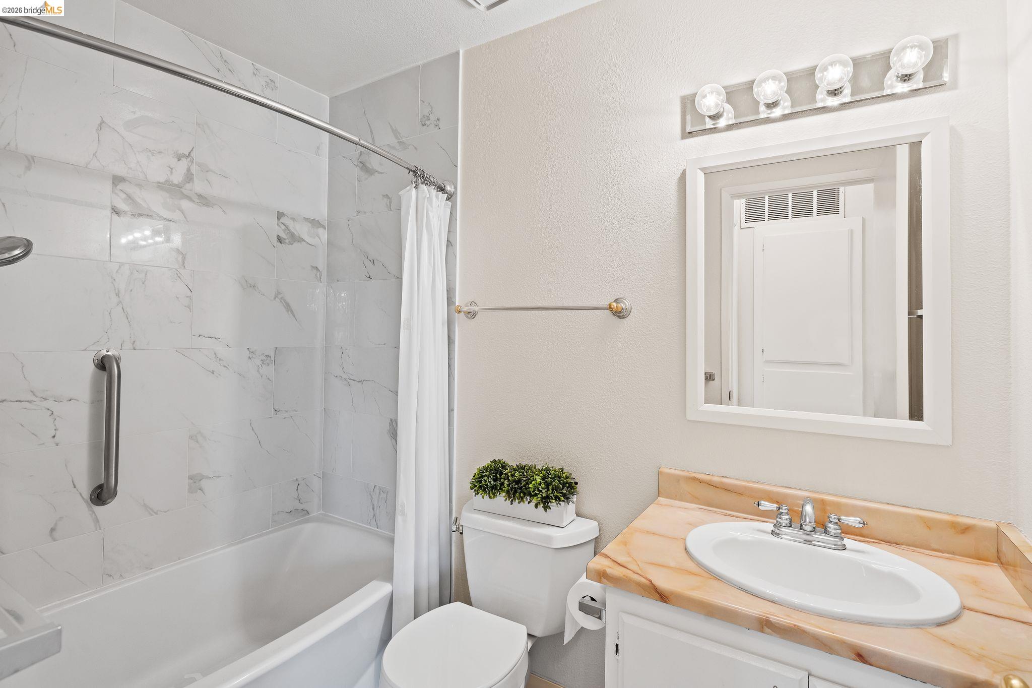 Photo #32: 41128946 Listing: Photo #32