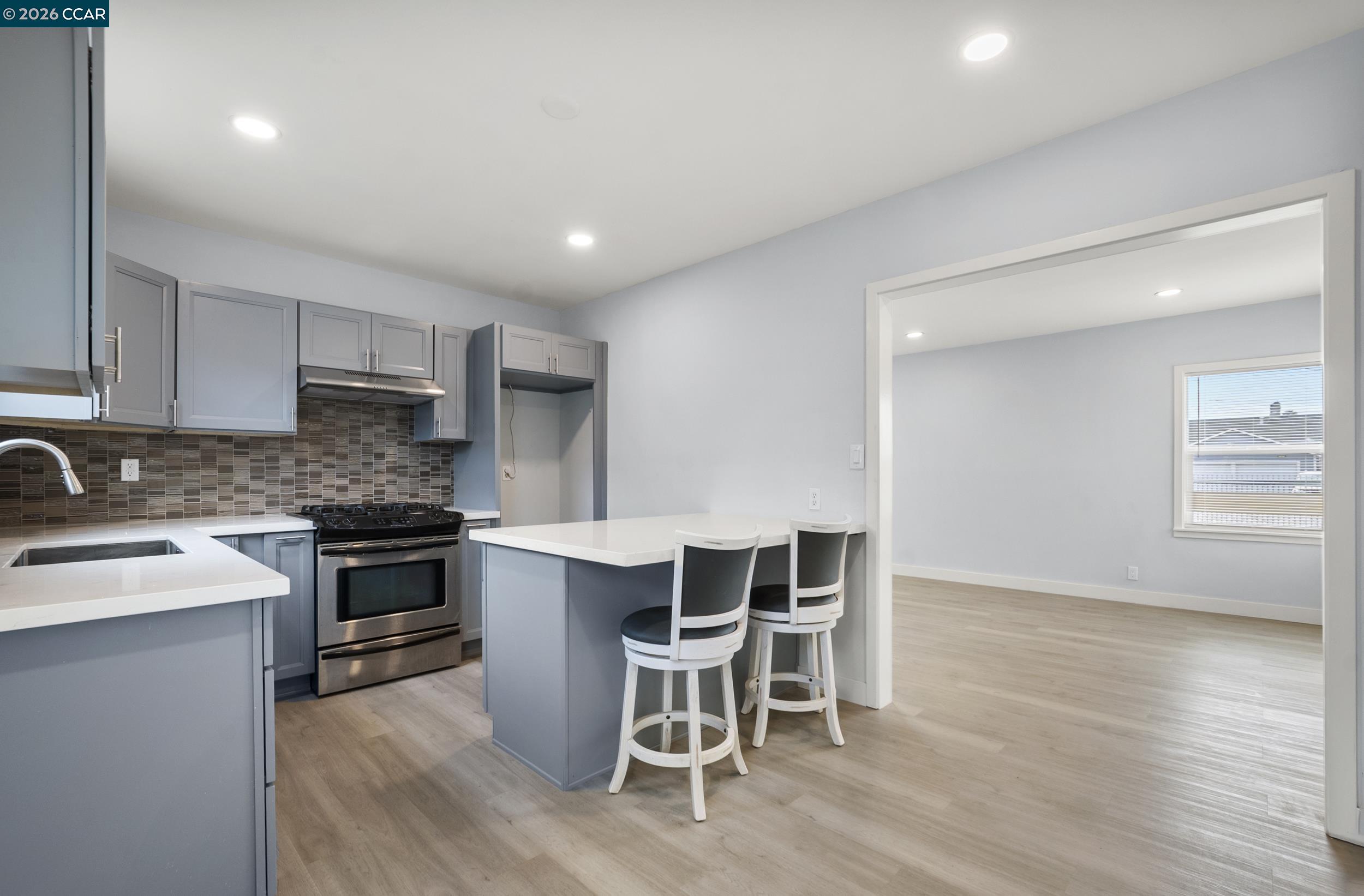 Detail Gallery Image 14 of 45 For 9028 a St, Oakland,  CA 94603 - 4 Beds | 3 Baths