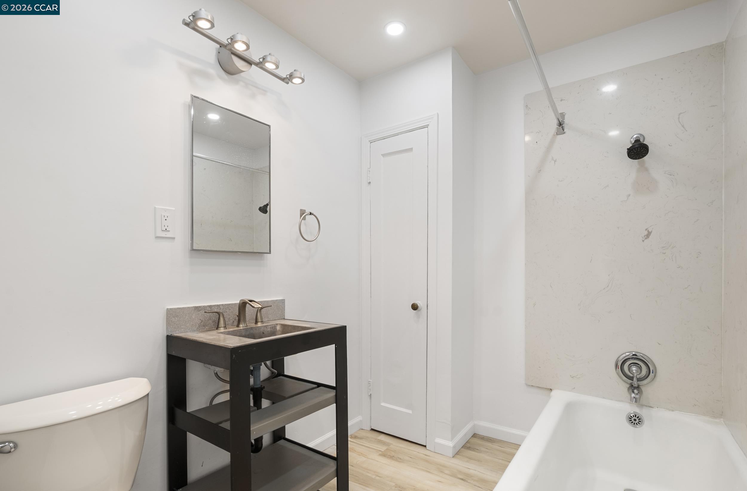 Detail Gallery Image 44 of 45 For 9028 a St, Oakland,  CA 94603 - 4 Beds | 3 Baths