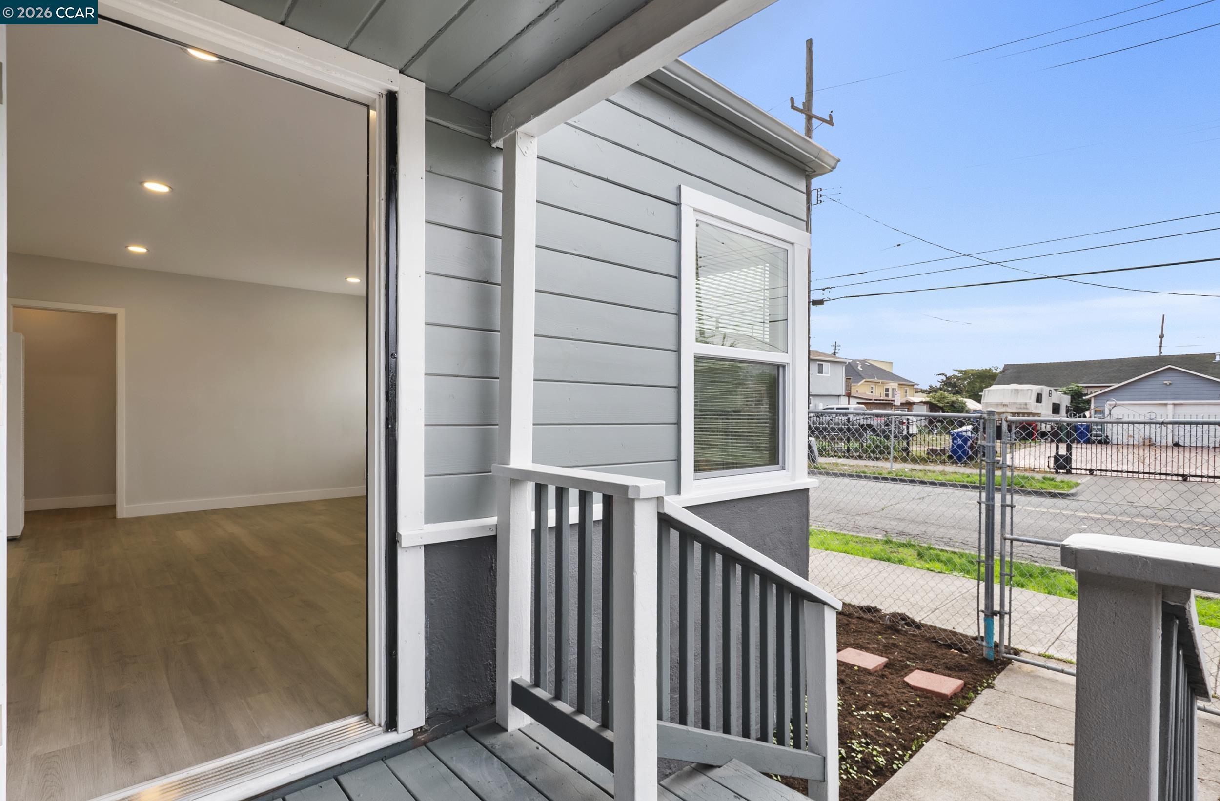 Detail Gallery Image 8 of 45 For 9028 a St, Oakland,  CA 94603 - 4 Beds | 3 Baths