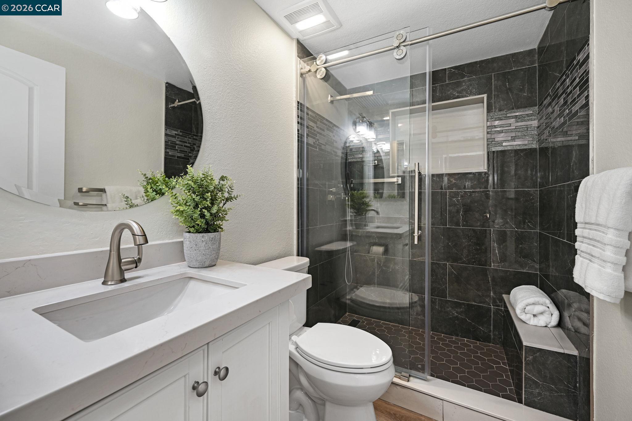 Photo #17: 41128952 Listing: Photo #17