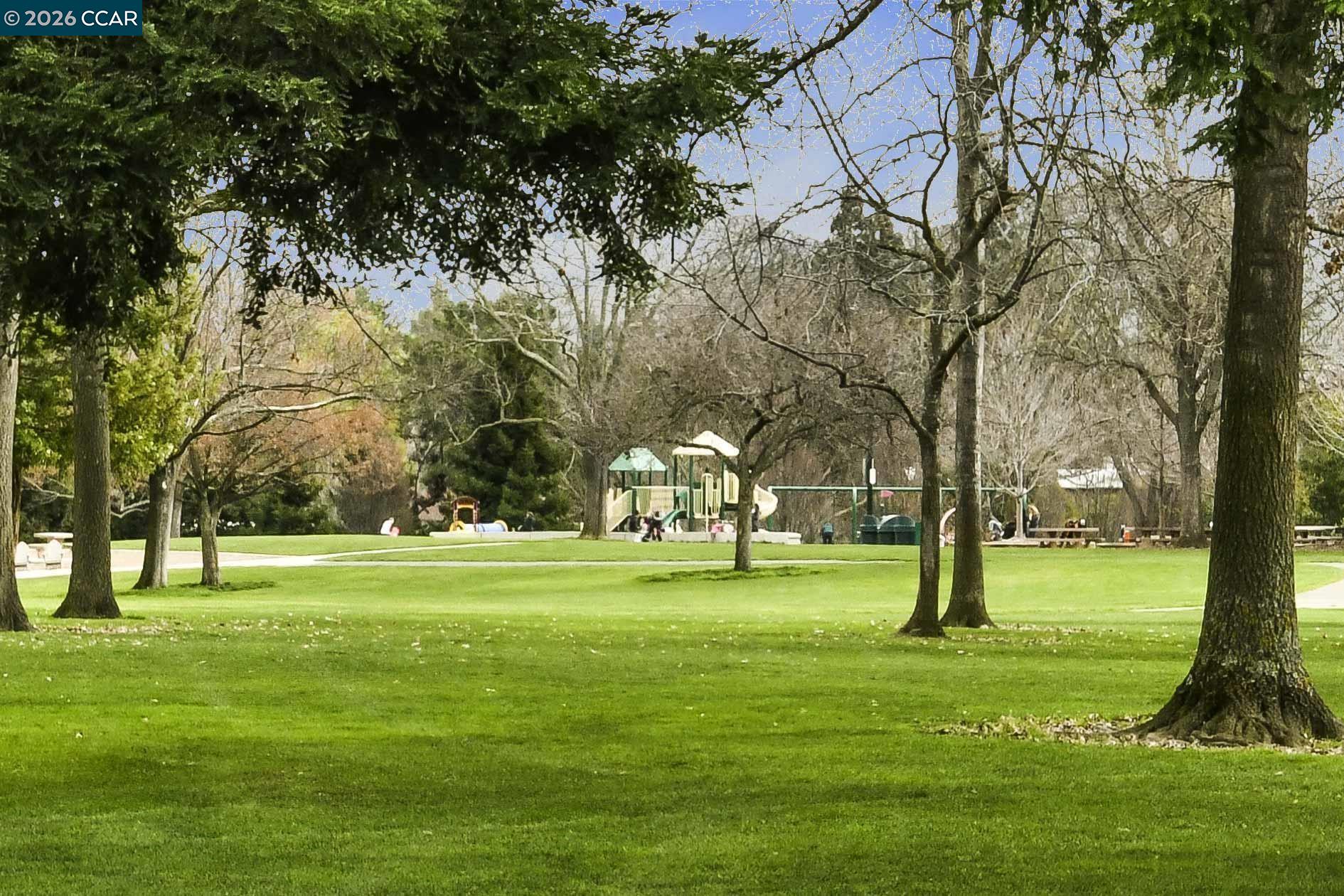 Photo #41: 41128952 Listing: Photo #41