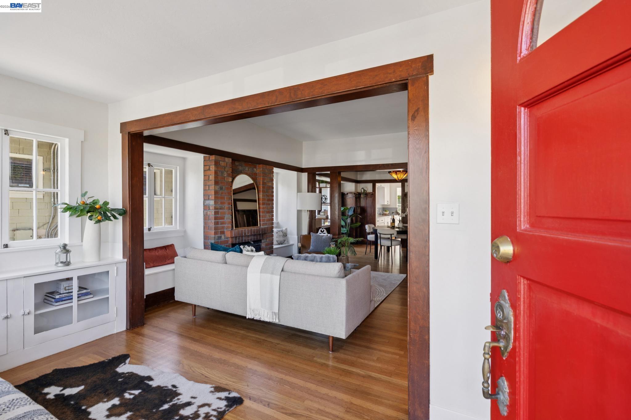 Detail Gallery Image 2 of 57 For 3246 Garfield Ave, Alameda,  CA 94501 - 3 Beds | 2 Baths