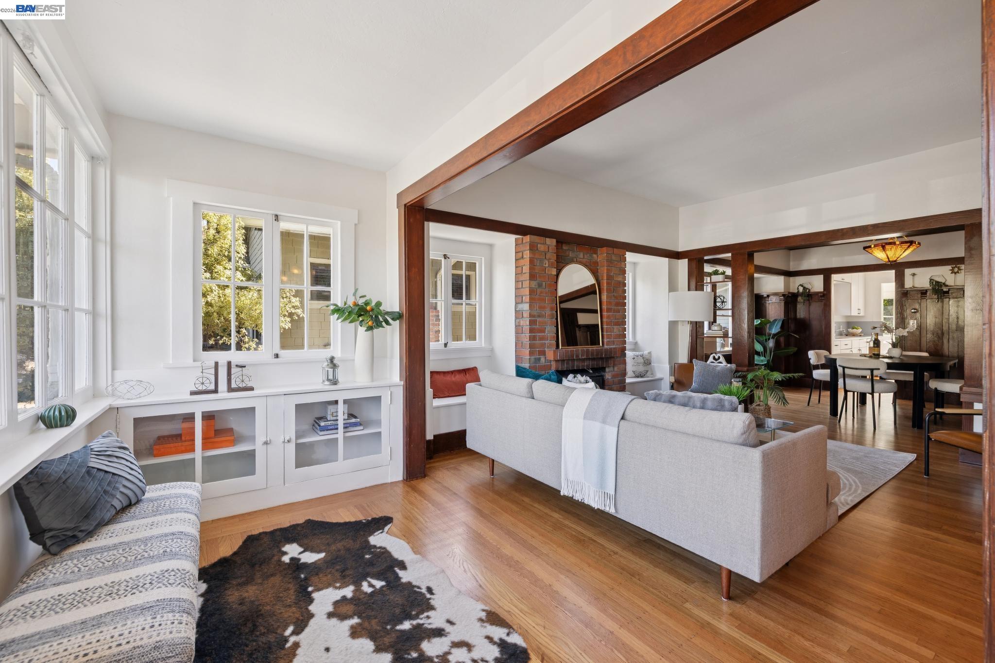 Detail Gallery Image 3 of 57 For 3246 Garfield Ave, Alameda,  CA 94501 - 3 Beds | 2 Baths