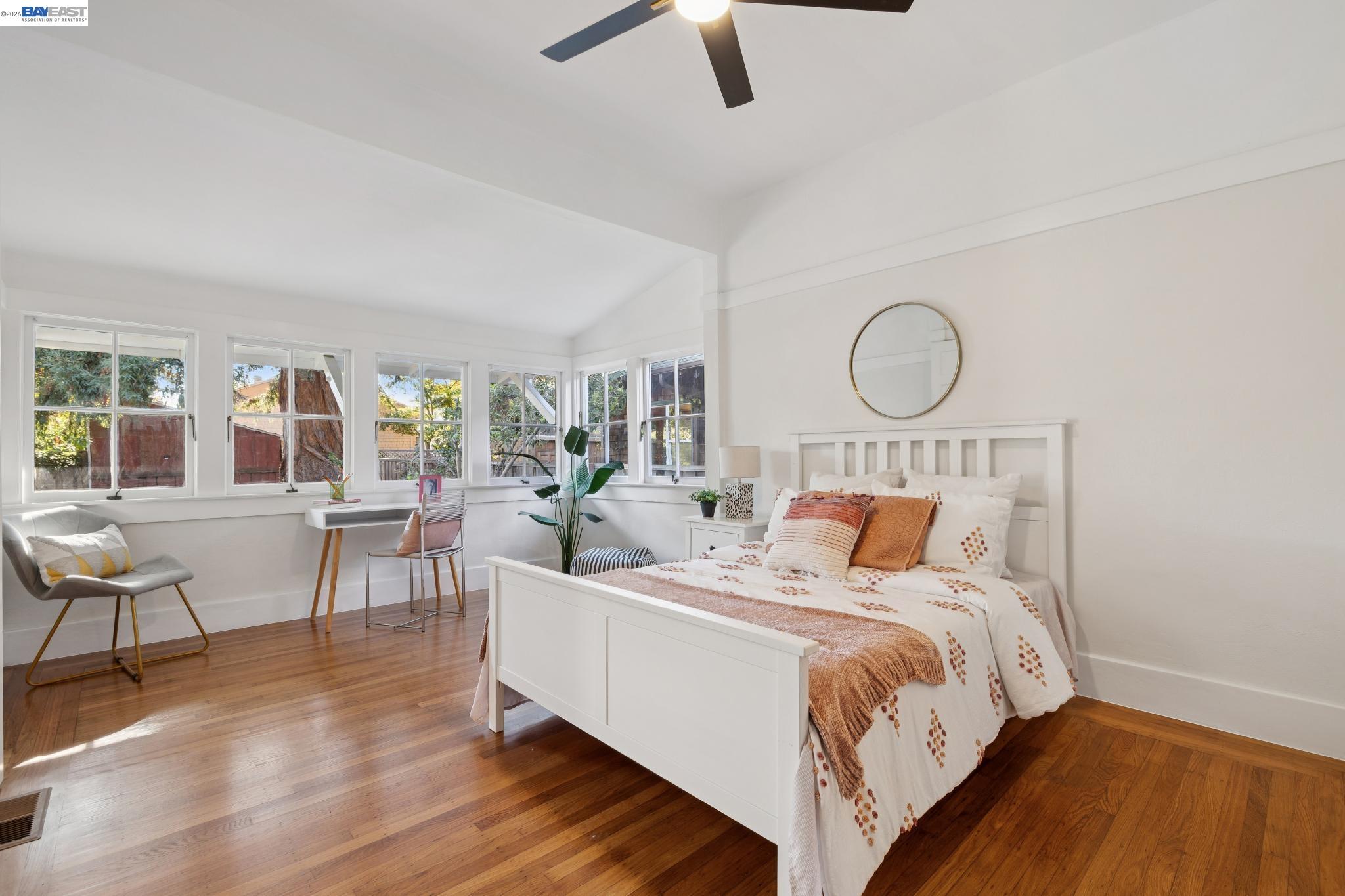 Detail Gallery Image 33 of 57 For 3246 Garfield Ave, Alameda,  CA 94501 - 3 Beds | 2 Baths