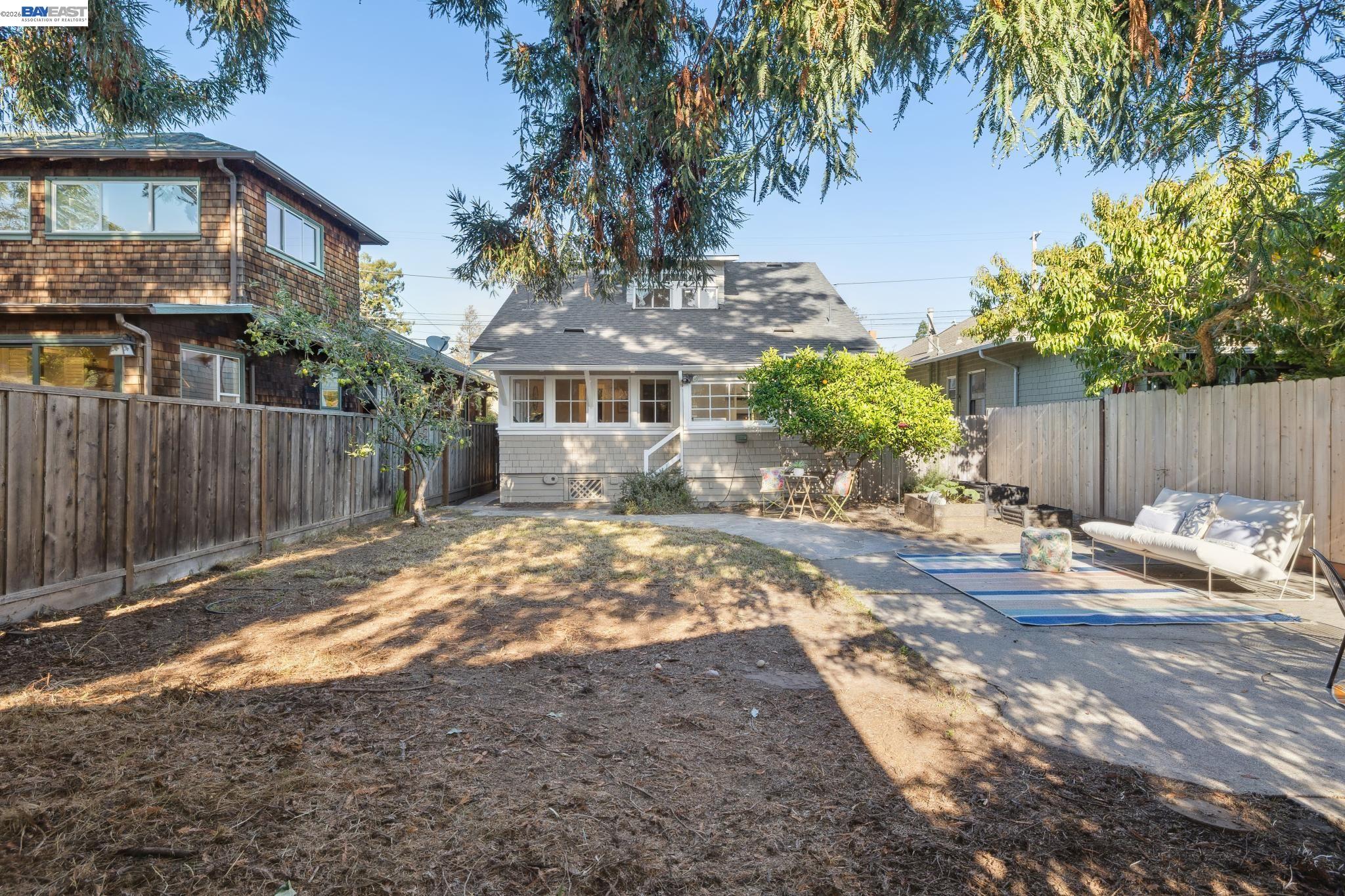 Detail Gallery Image 53 of 57 For 3246 Garfield Ave, Alameda,  CA 94501 - 3 Beds | 2 Baths