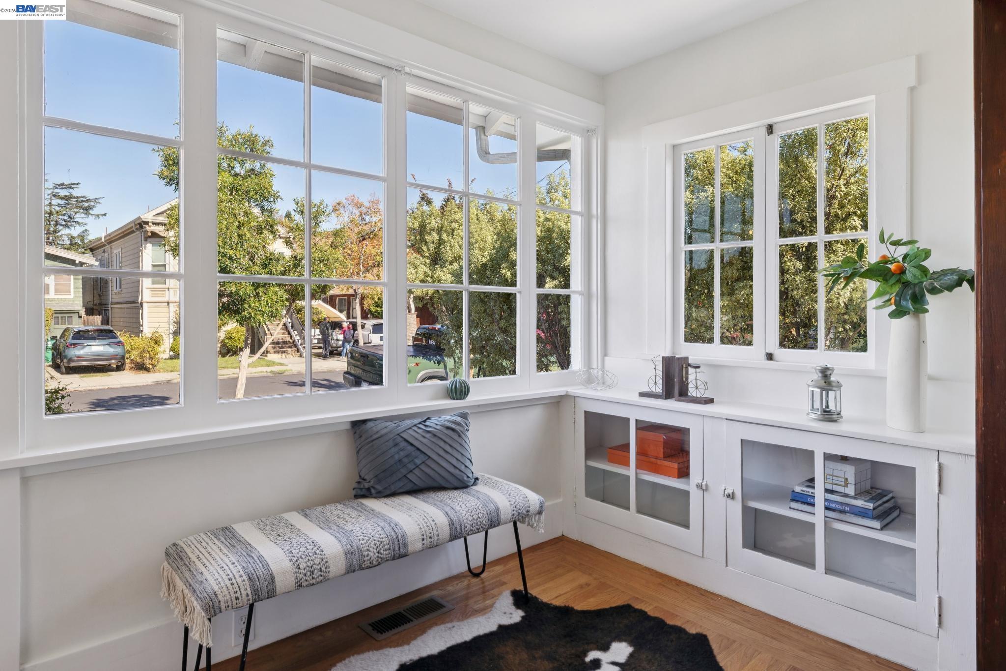 Detail Gallery Image 8 of 57 For 3246 Garfield Ave, Alameda,  CA 94501 - 3 Beds | 2 Baths