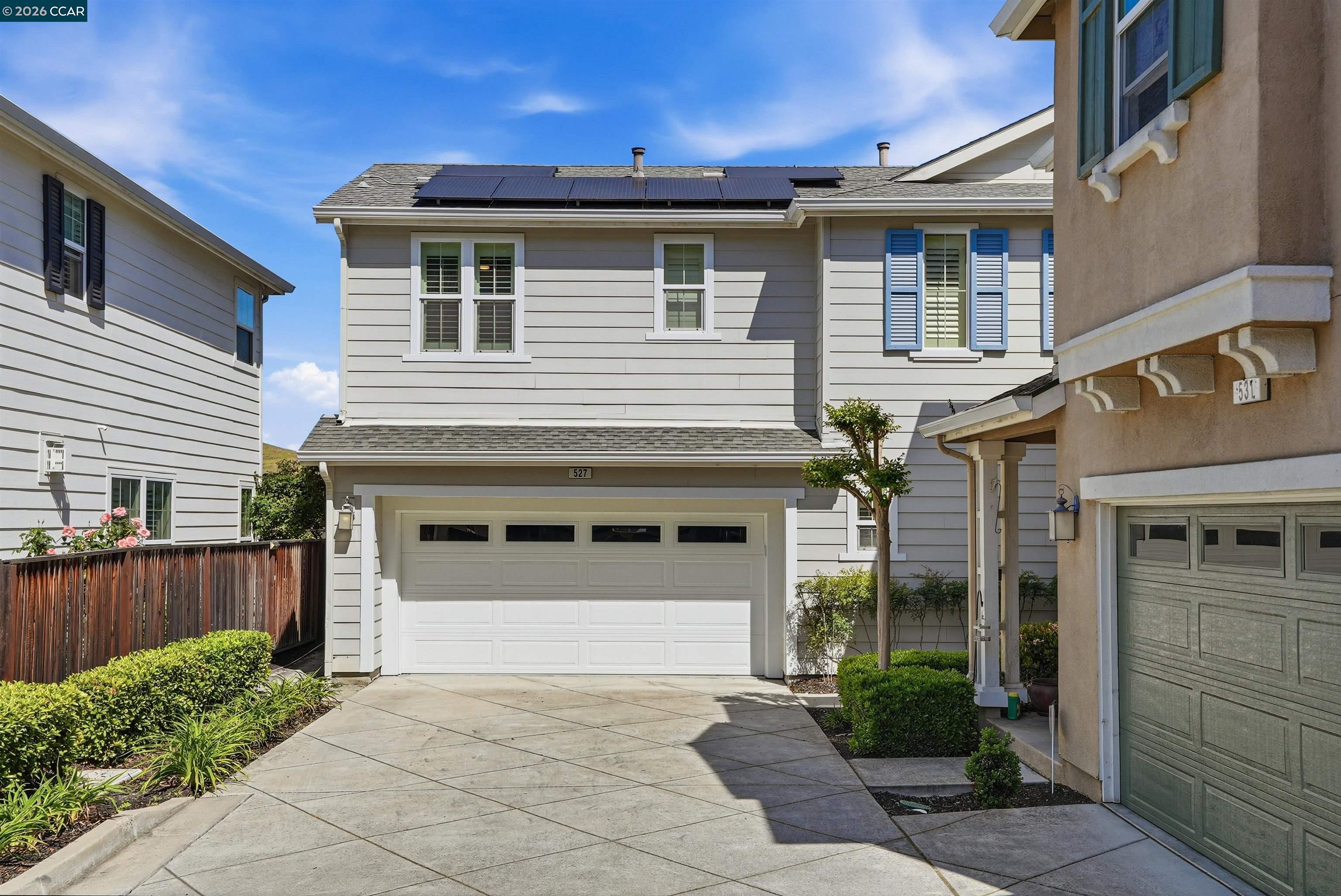 Detail Gallery Image 3 of 54 For 527 Falling Star Dr, Martinez,  CA 94553 - 4 Beds | 2/1 Baths