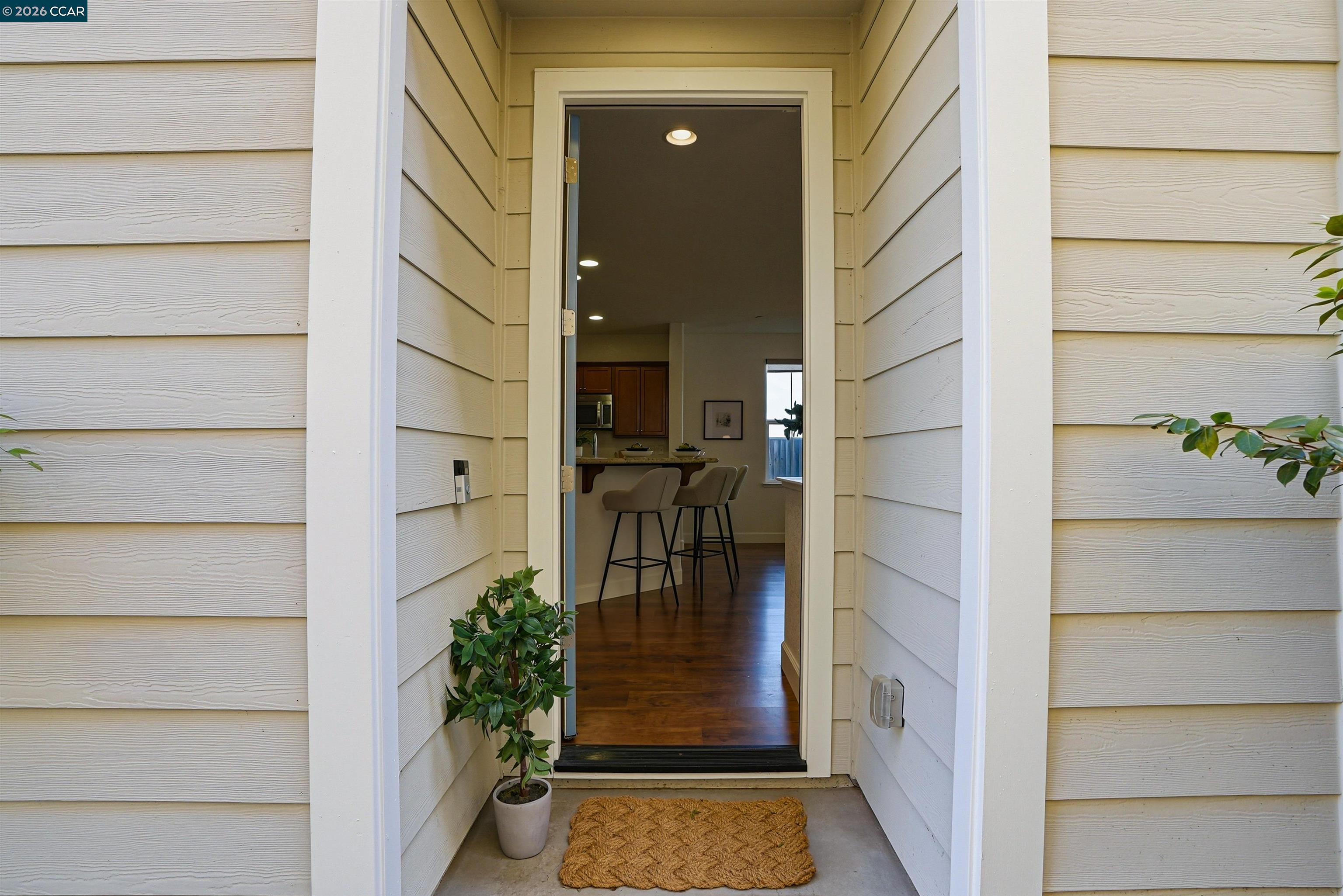 Detail Gallery Image 6 of 54 For 527 Falling Star Dr, Martinez,  CA 94553 - 4 Beds | 2/1 Baths