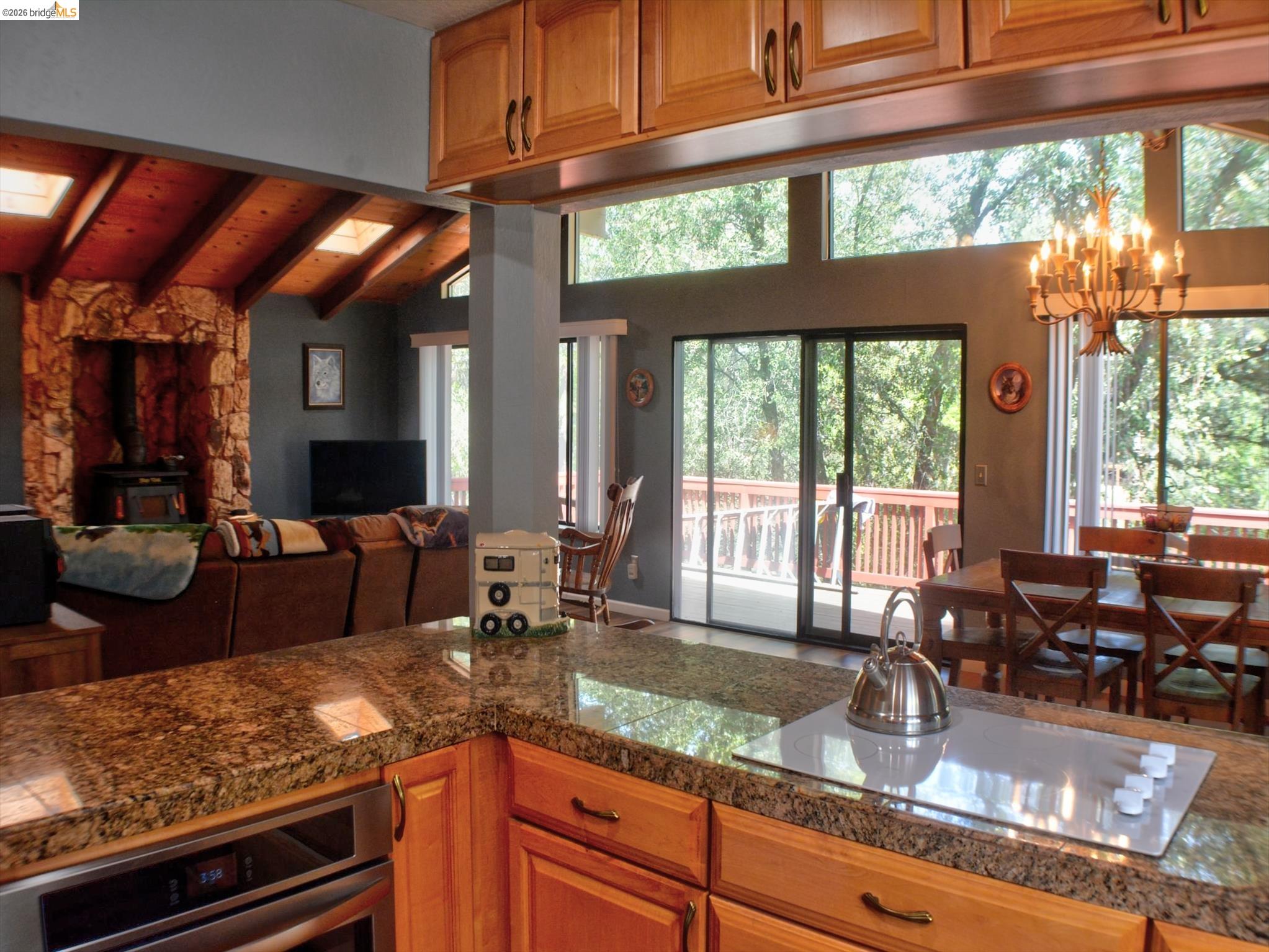 Detail Gallery Image 14 of 60 For 12293 Tower Peak Ct, Groveland,  CA 95321 - 3 Beds | 3 Baths