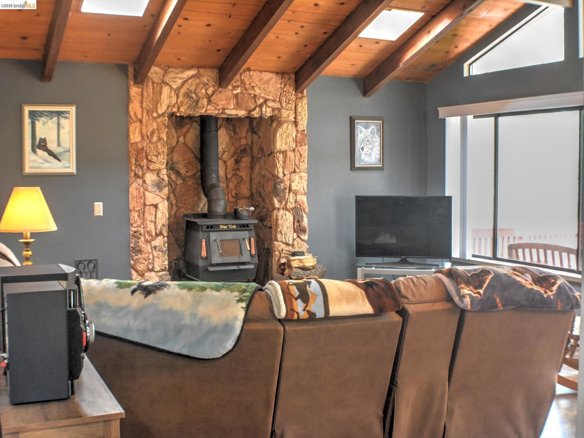 Detail Gallery Image 16 of 58 For 12293 Tower Peak Ct, Groveland,  CA 95321 - 3 Beds | 3 Baths