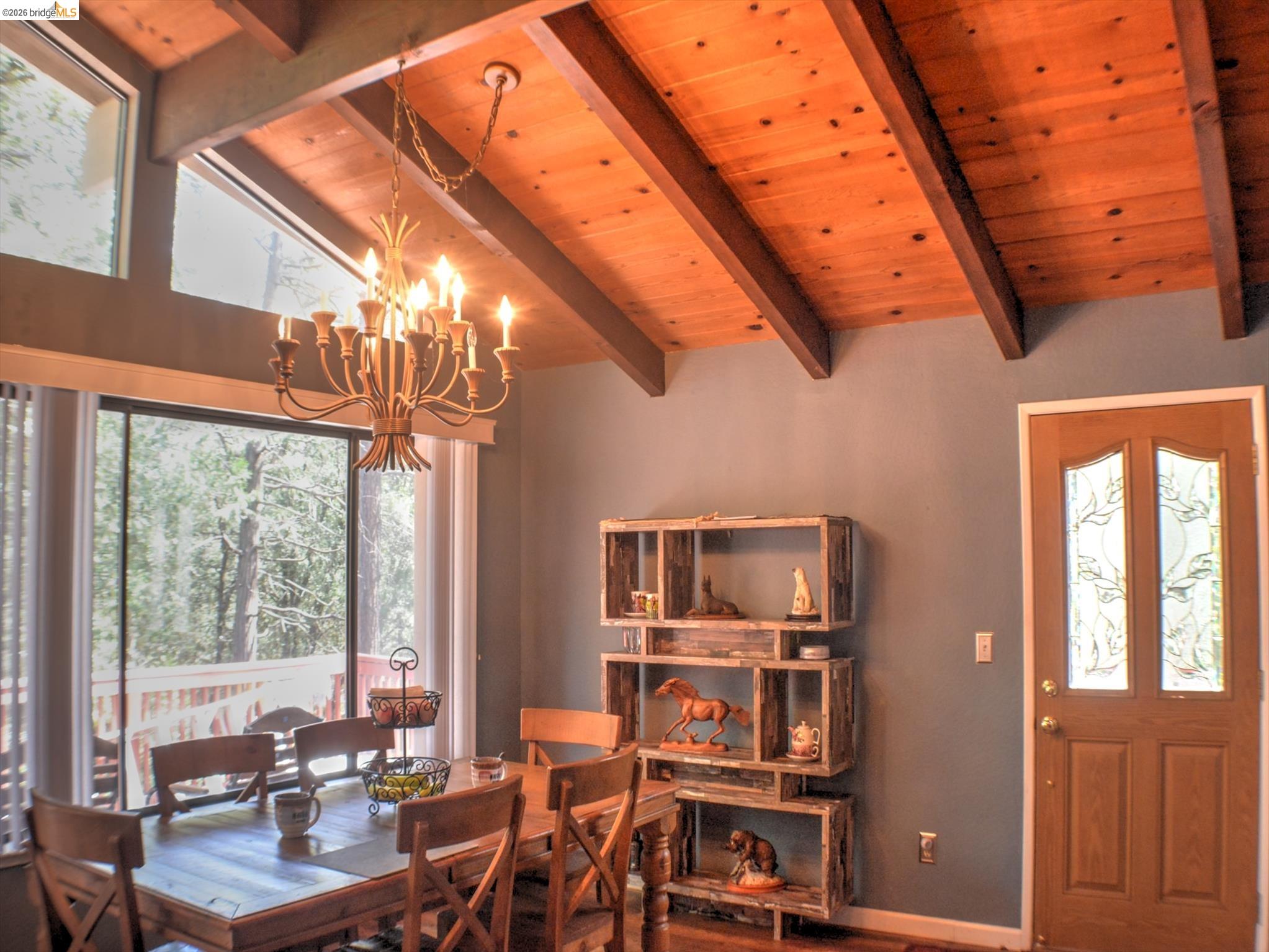 Detail Gallery Image 5 of 60 For 12293 Tower Peak Ct, Groveland,  CA 95321 - 3 Beds | 3 Baths