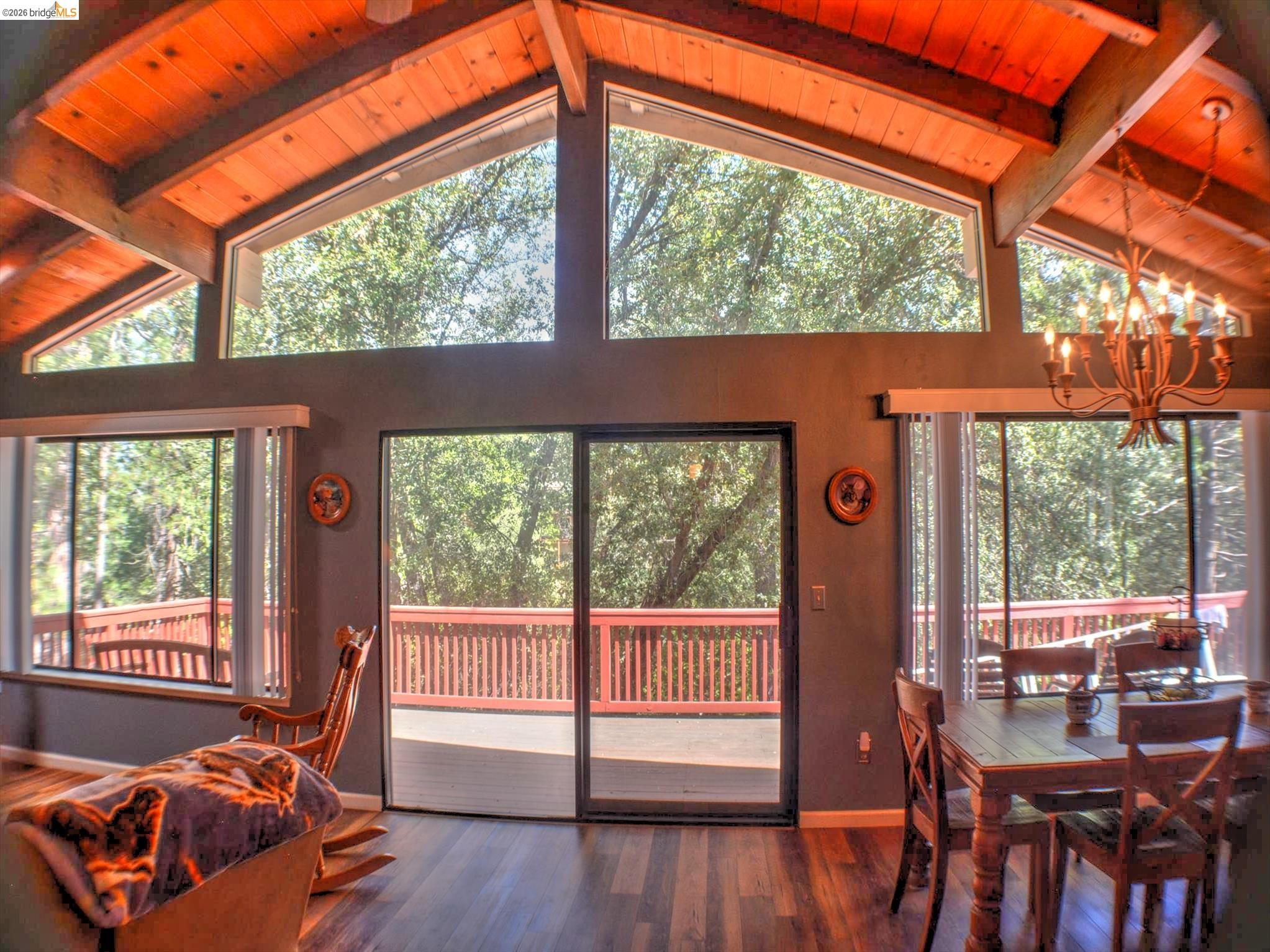 Detail Gallery Image 7 of 60 For 12293 Tower Peak Ct, Groveland,  CA 95321 - 3 Beds | 3 Baths