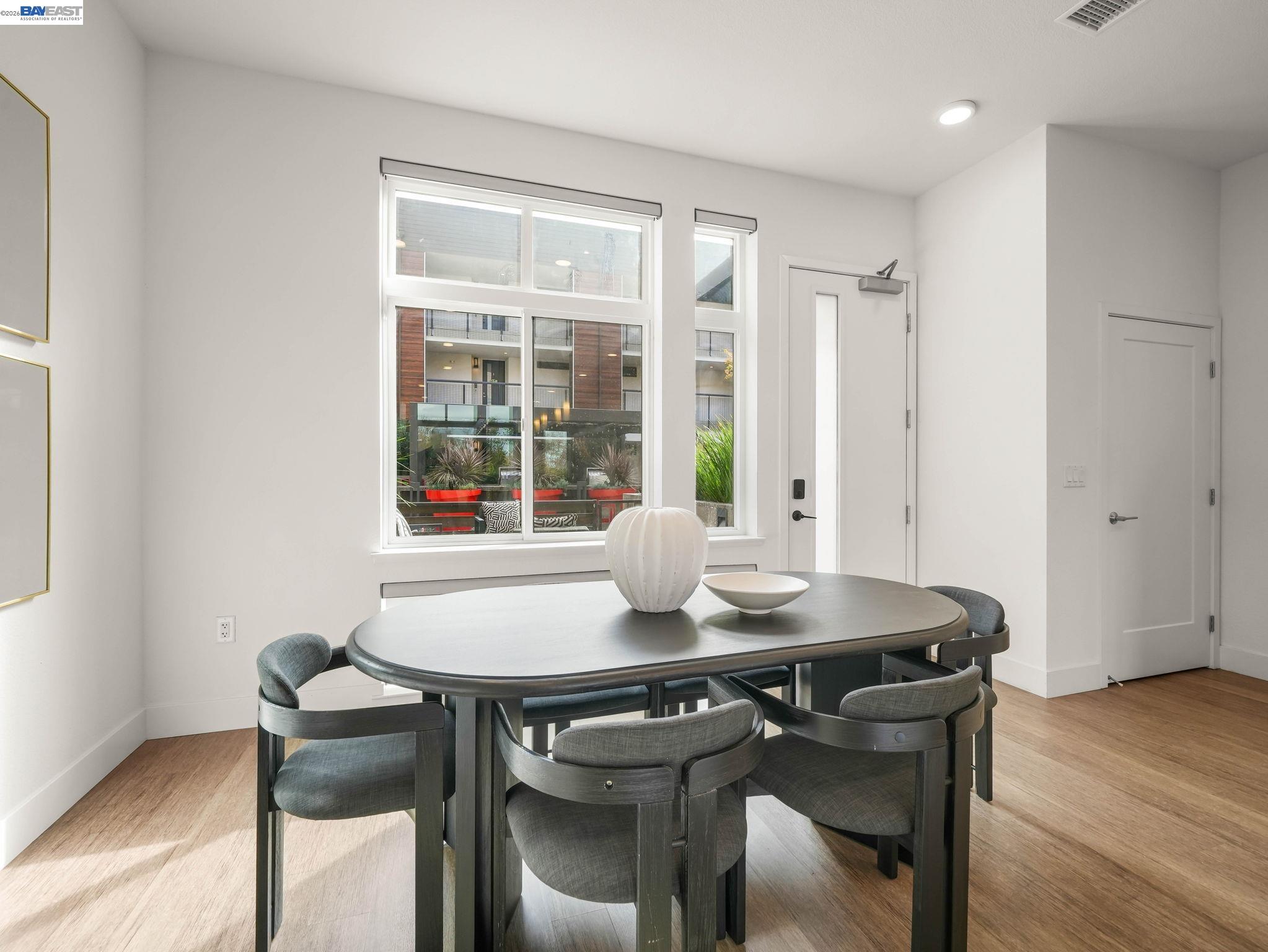 Photo #5: 41128958 Listing: Photo #5