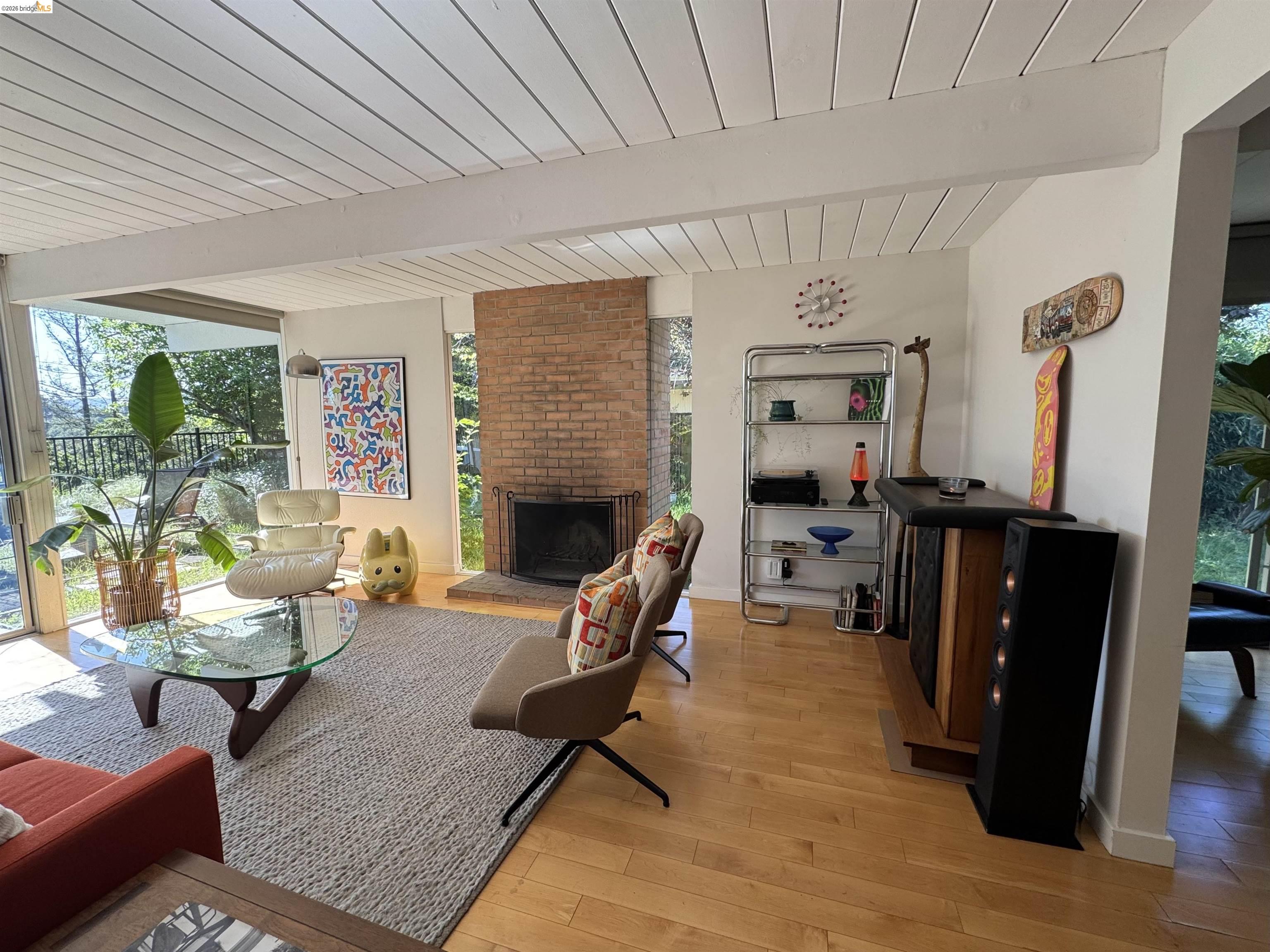 Front Image Thumbnail for EB41128960