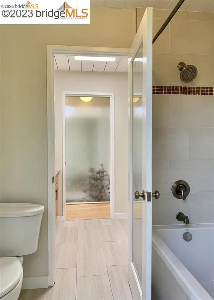 Detail Gallery Image 12 of 34 For 5559 Greenridge Rd, Castro Valley,  CA 94552 - 4 Beds | 2 Baths