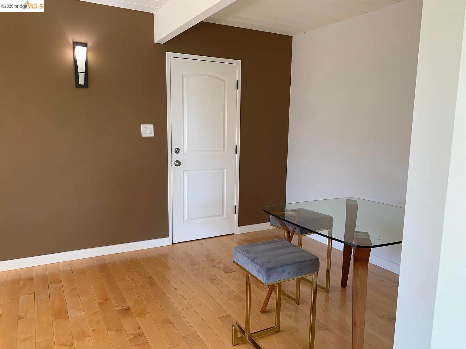 Detail Gallery Image 25 of 34 For 5559 Greenridge Rd, Castro Valley,  CA 94552 - 4 Beds | 2 Baths