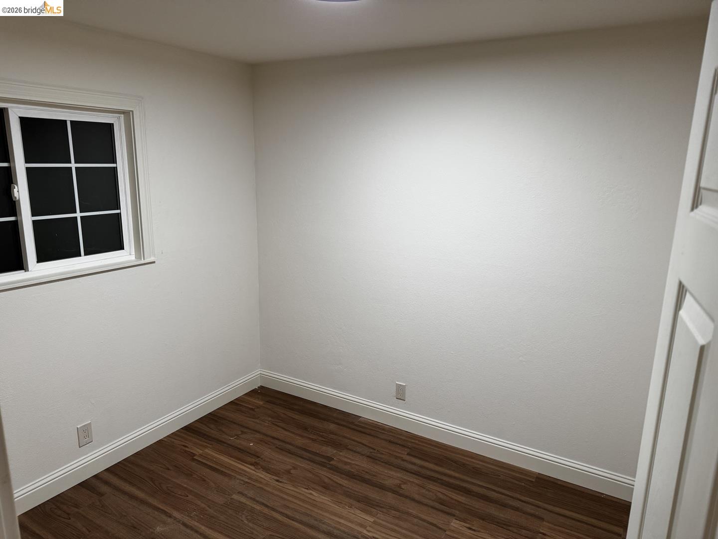 Detail Gallery Image 8 of 12 For 1501 Madrone Ln, Davis,  CA 95618 - 3 Beds | 2 Baths