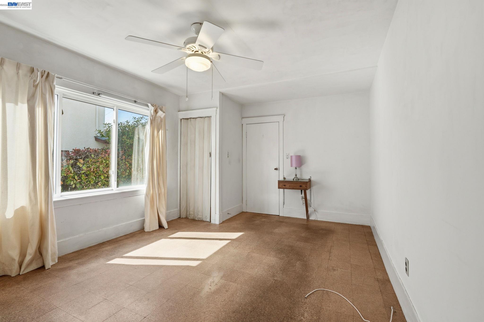 Detail Gallery Image 12 of 24 For 1130 Ranleigh Way, Piedmont,  CA 94610 - 3 Beds | 2 Baths