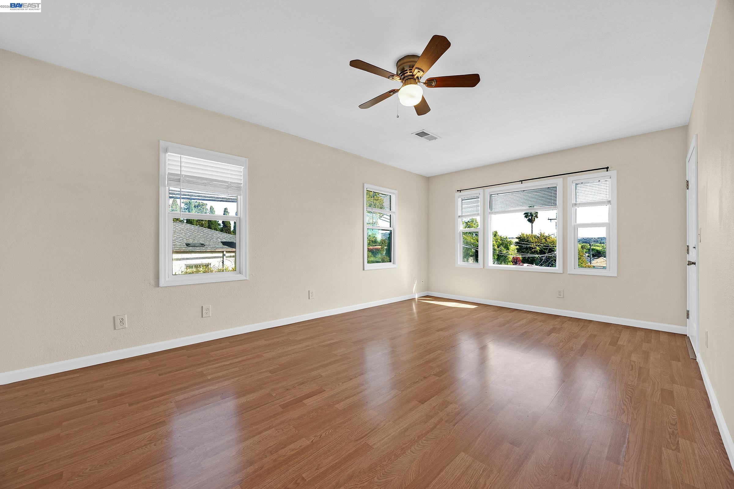 Detail Gallery Image 11 of 58 For 1511 Marin St, Vallejo,  CA 94590 - – Beds | – Baths