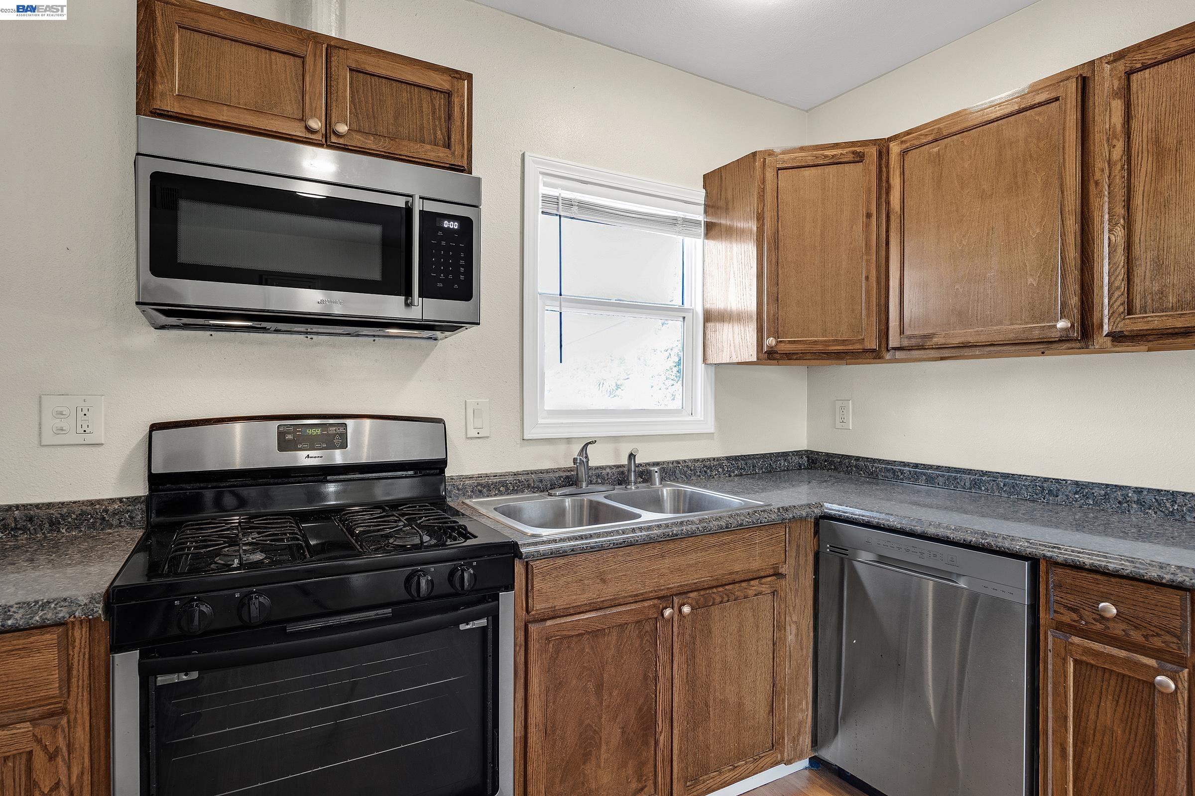 Detail Gallery Image 17 of 58 For 1511 Marin St, Vallejo,  CA 94590 - – Beds | – Baths