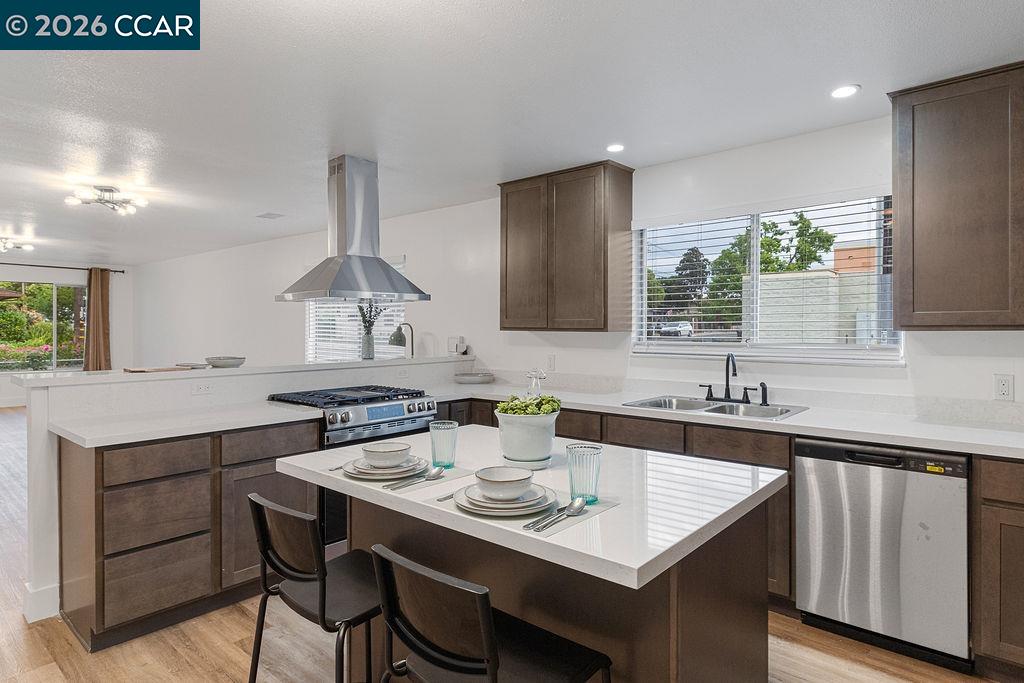 Front Image Thumbnail for CC41128964