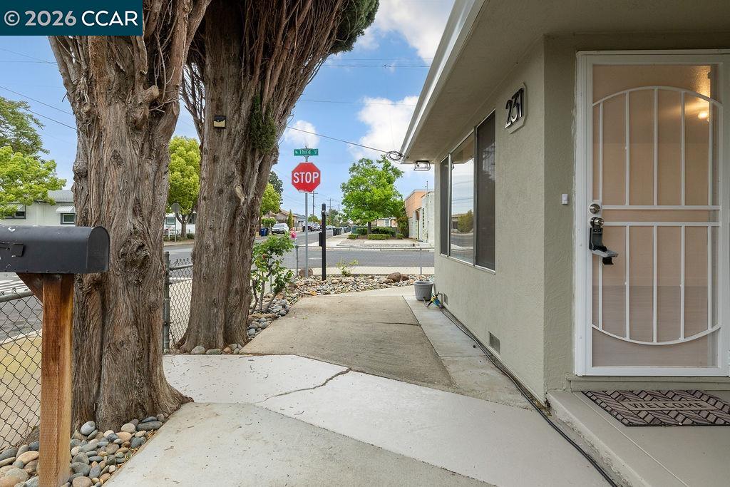 Detail Gallery Image 40 of 48 For 231 Star St, Oakley,  CA 94561 - 3 Beds | 2 Baths